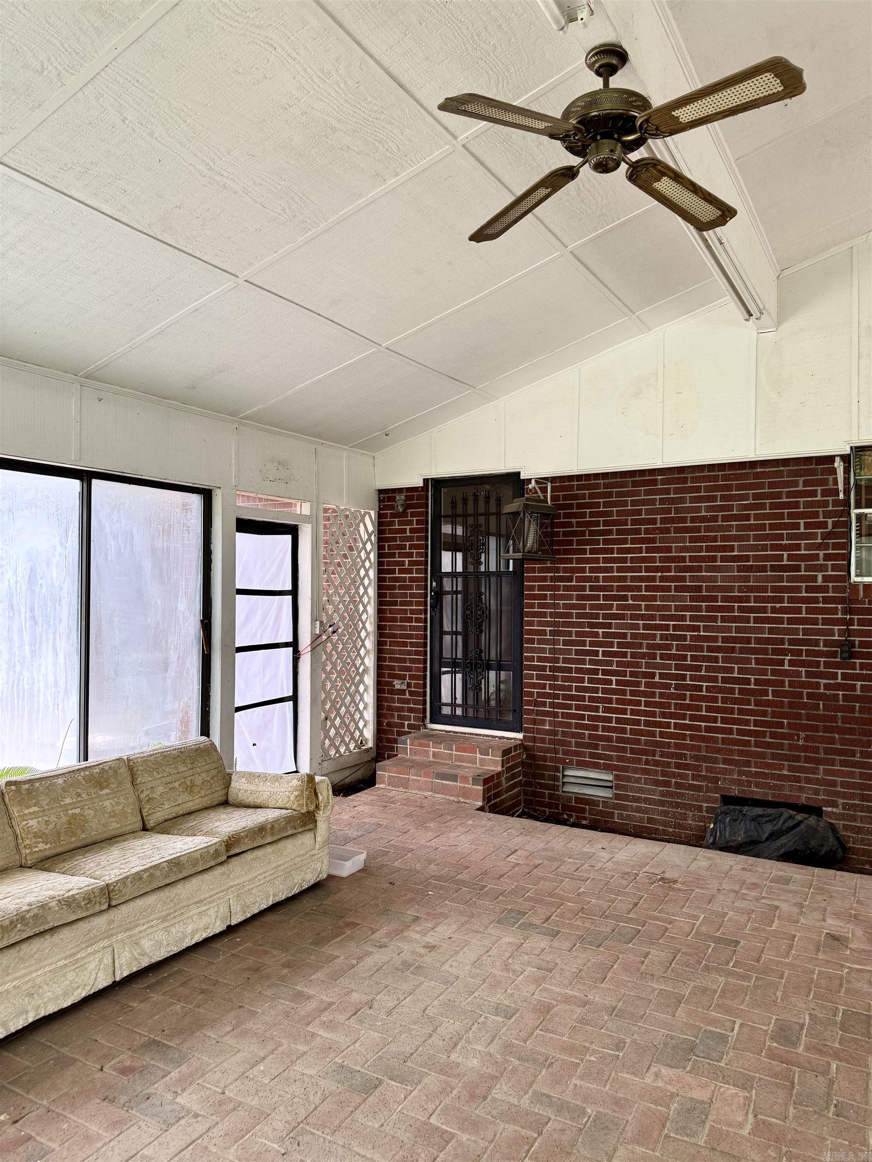804 Searcy  Pangburn, AR