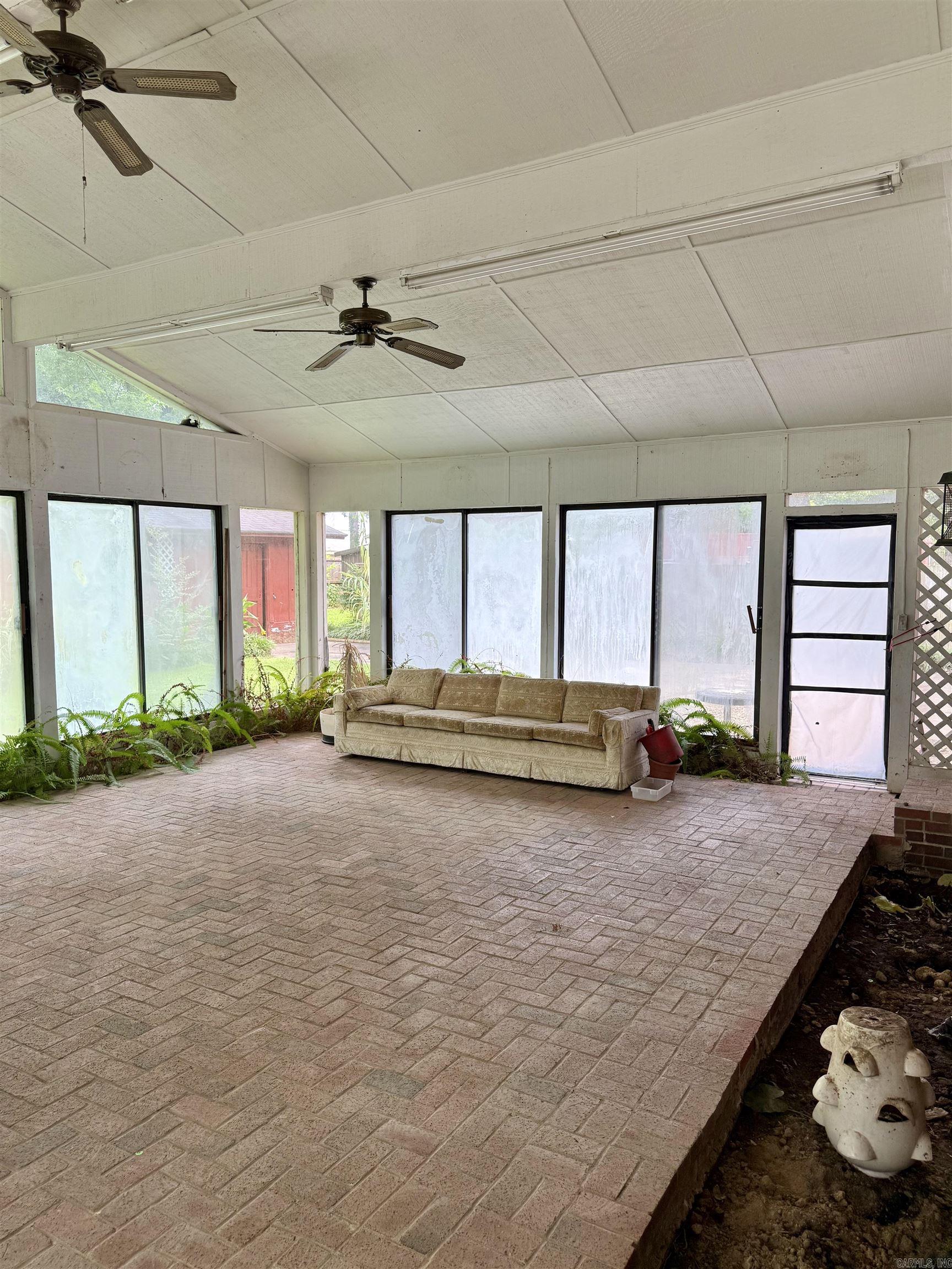 804 Searcy  Pangburn, AR