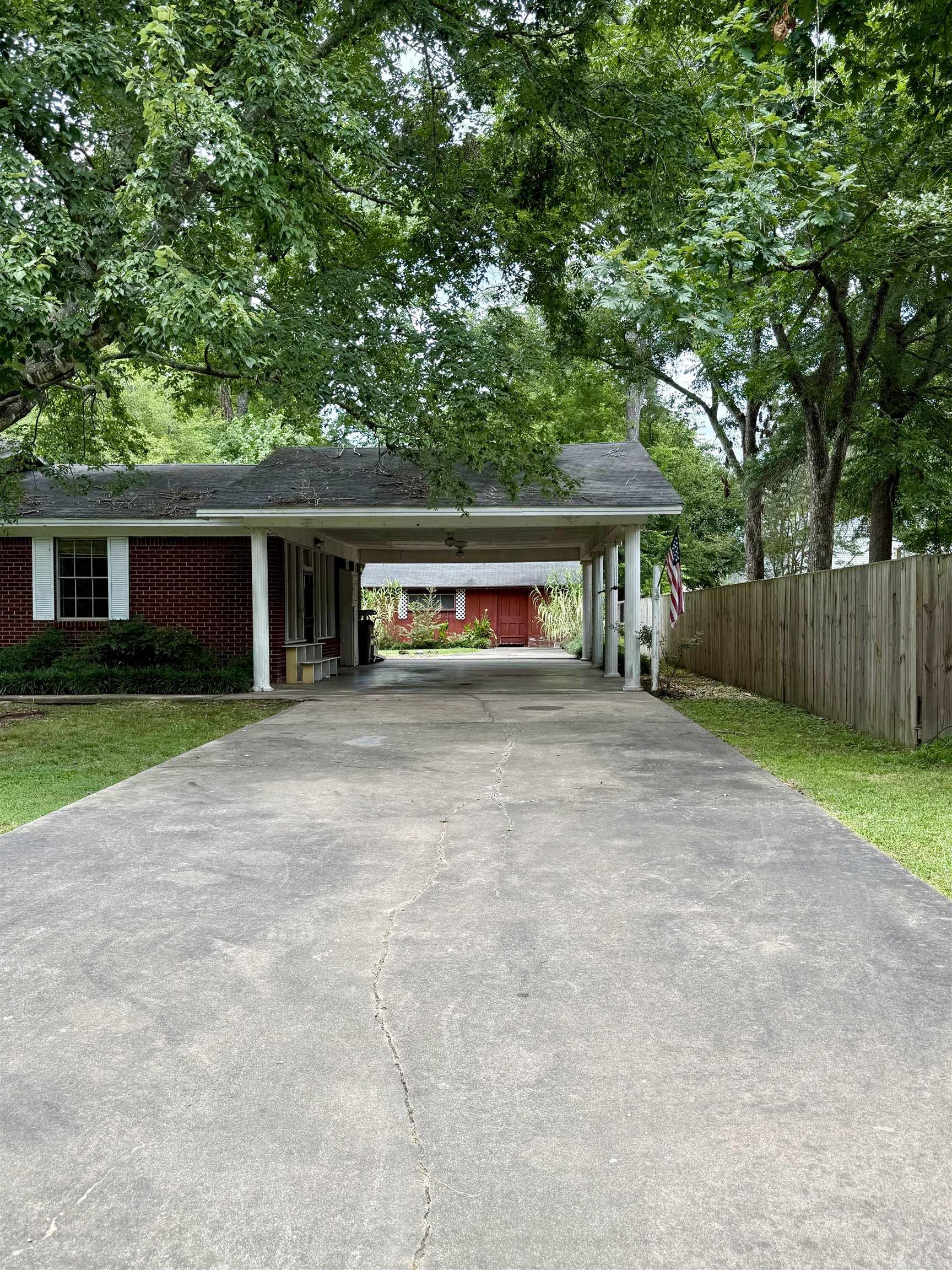 804 Searcy  Pangburn, AR