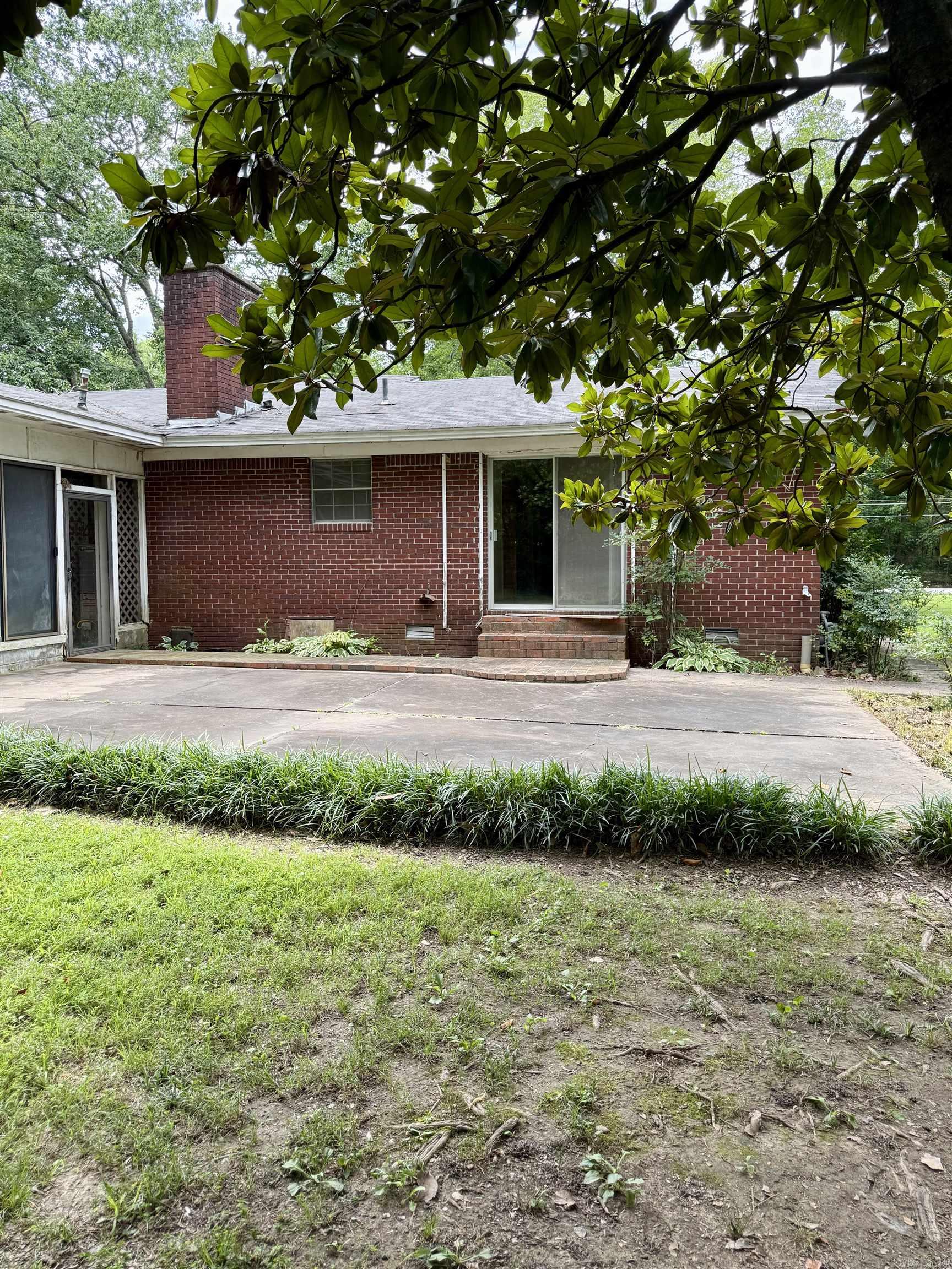 804 Searcy  Pangburn, AR