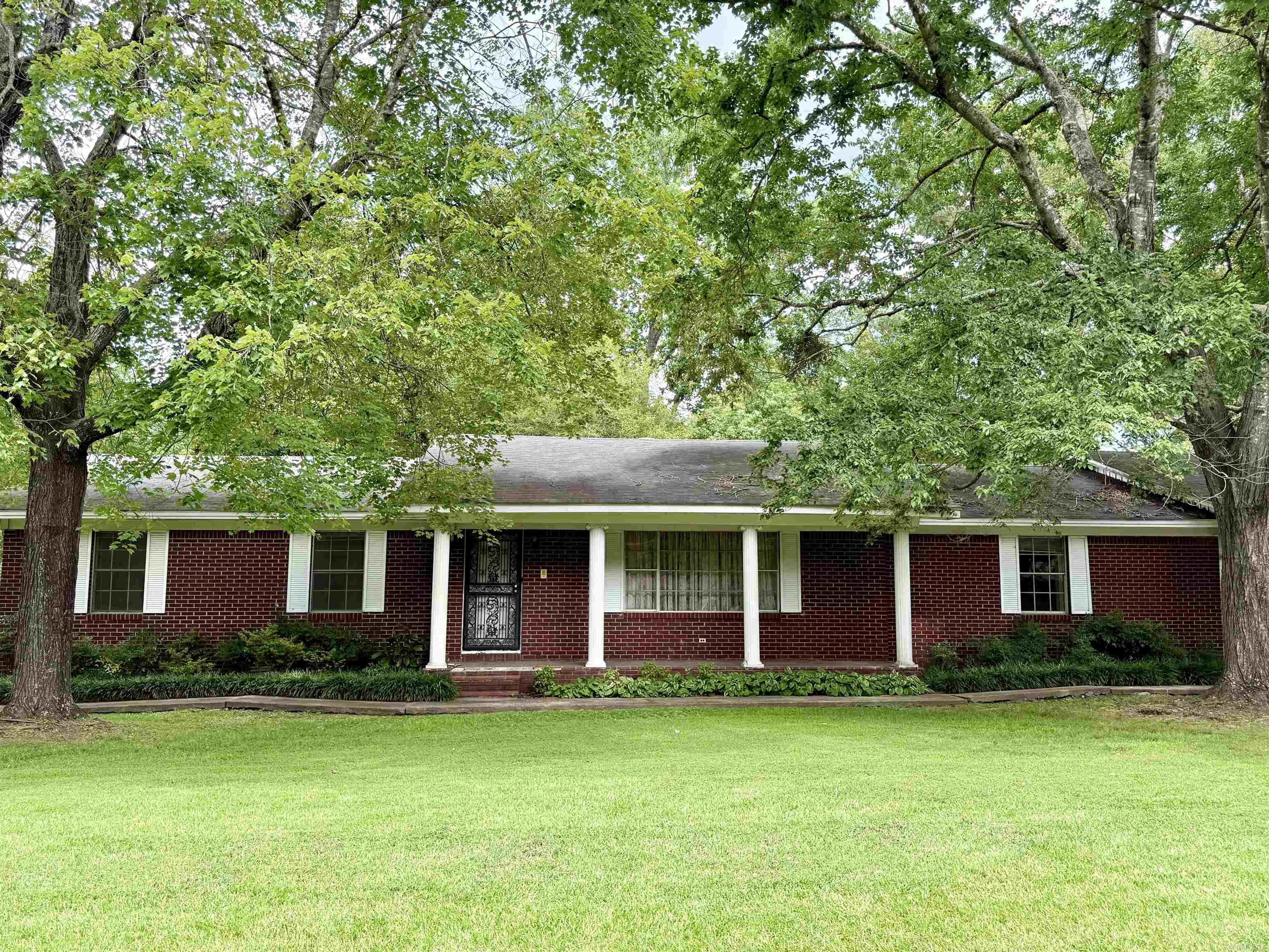 804 Searcy  Pangburn, AR