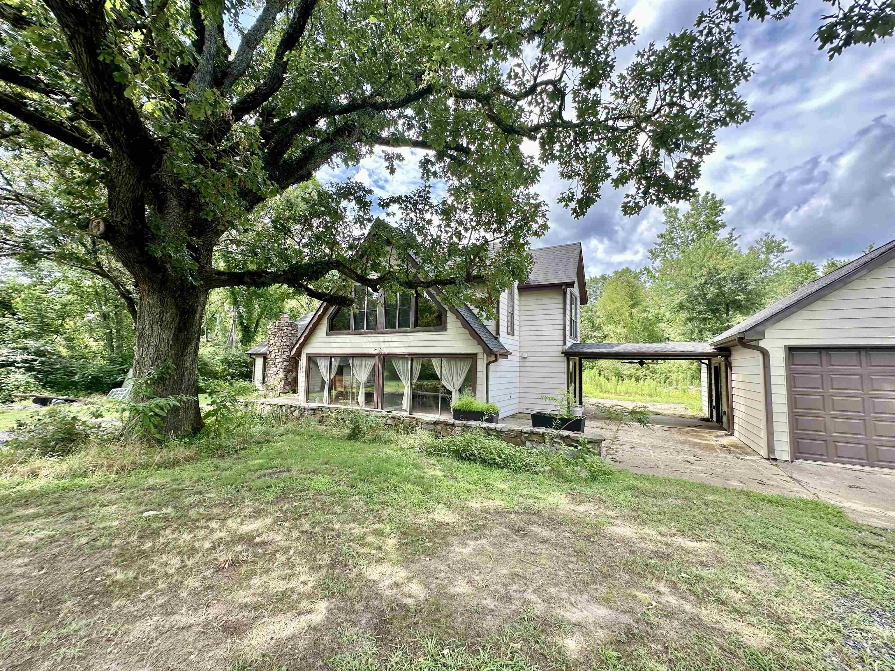 4042 Hwy 8 WEST Mena, AR 71953