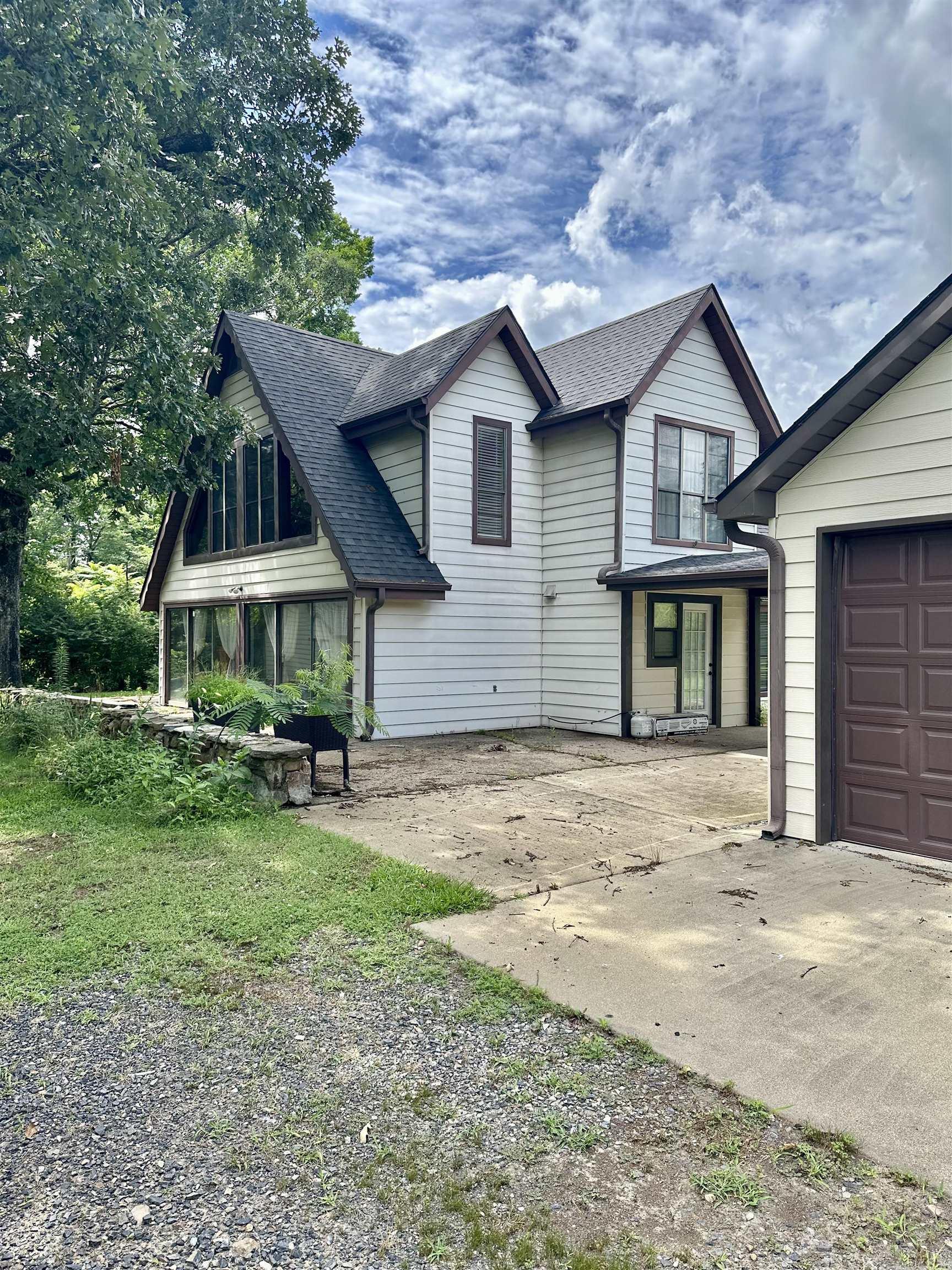4042 Hwy 8 WEST Mena, AR 71953