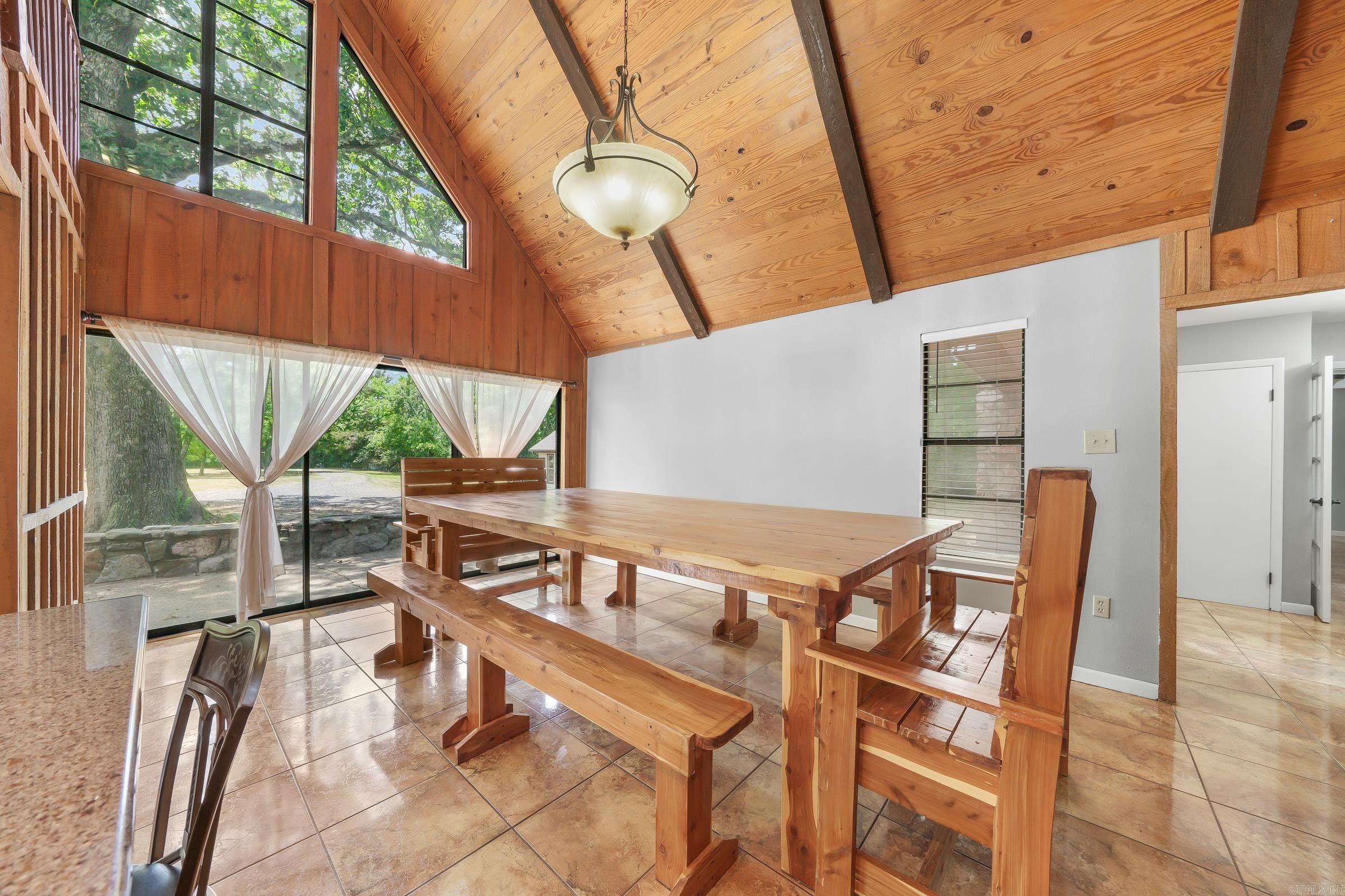 4042 Hwy 8 WEST Mena, AR 71953