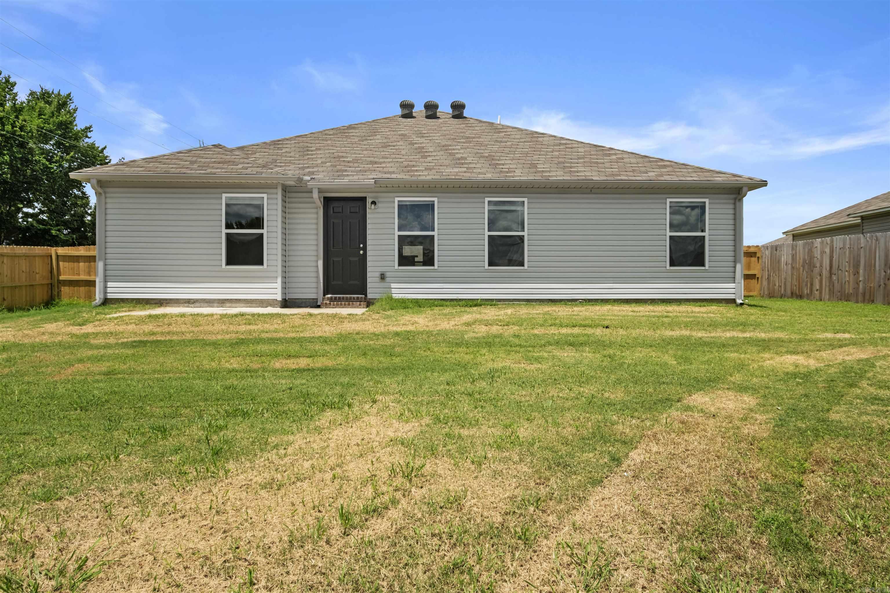 101 Sunland  Beebe, AR