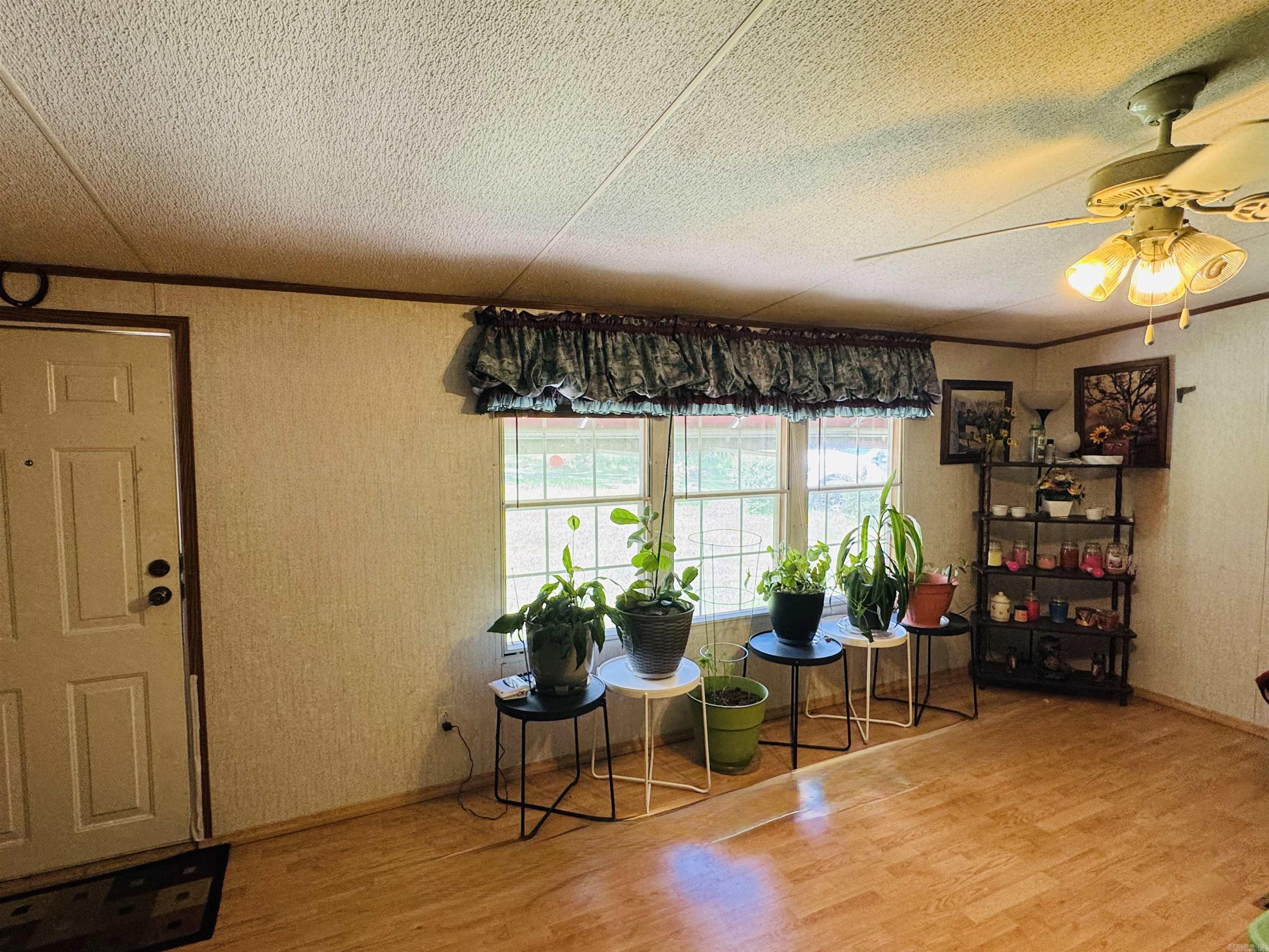 116 Wadley Road Romance, AR 72136