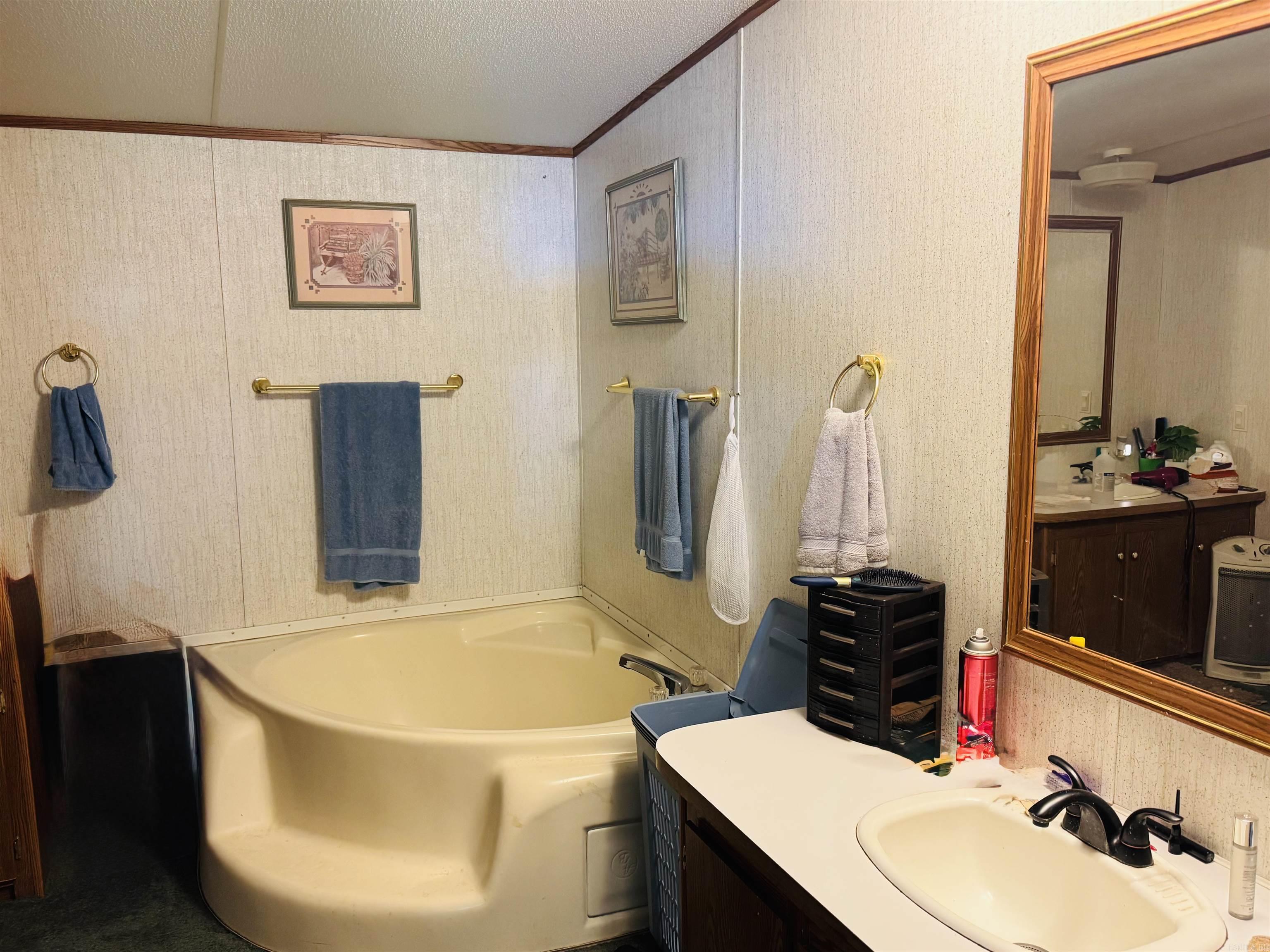 116 Wadley Road Romance, AR 72136