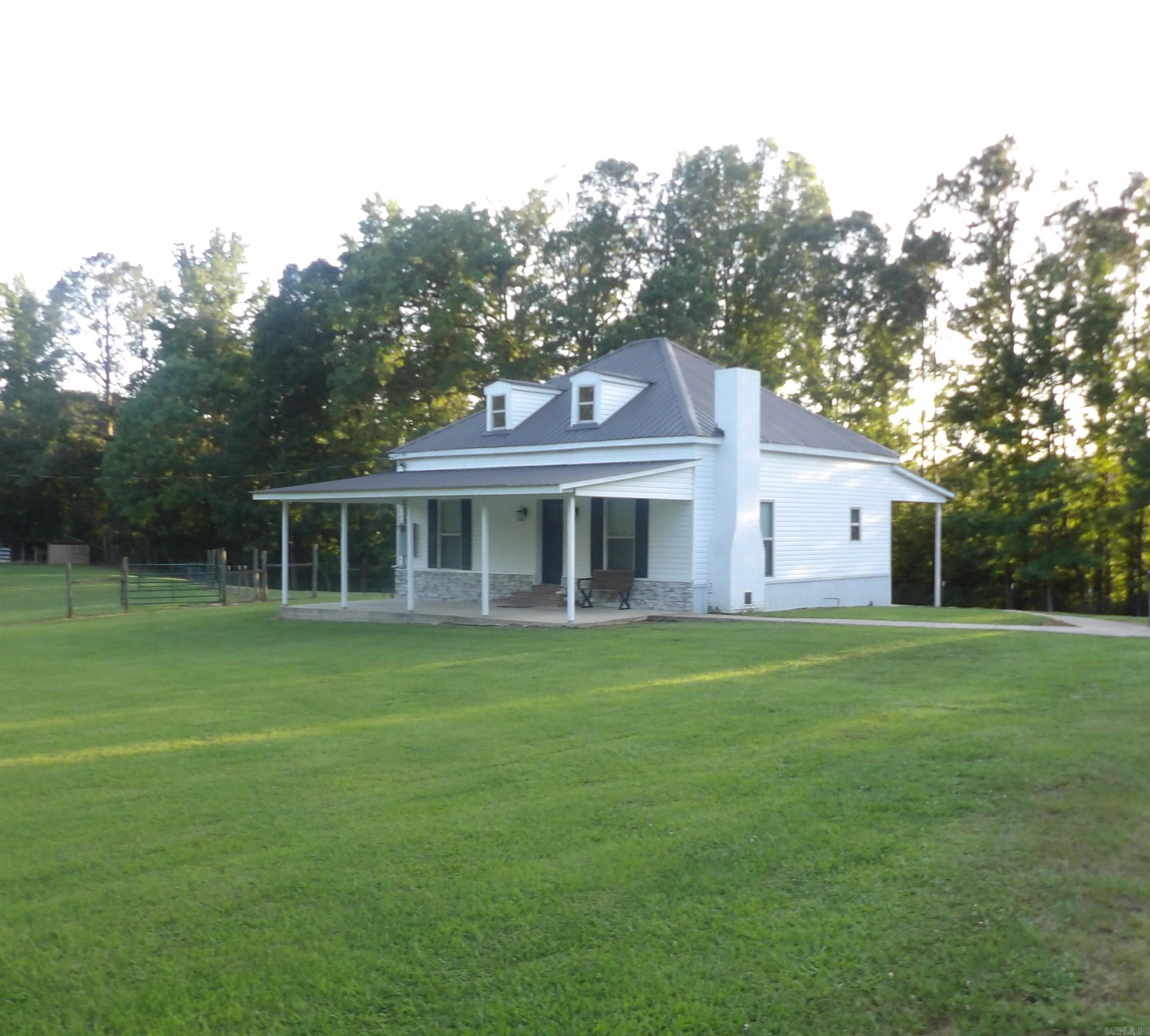 1181 S 16th Section  Monticello, AR