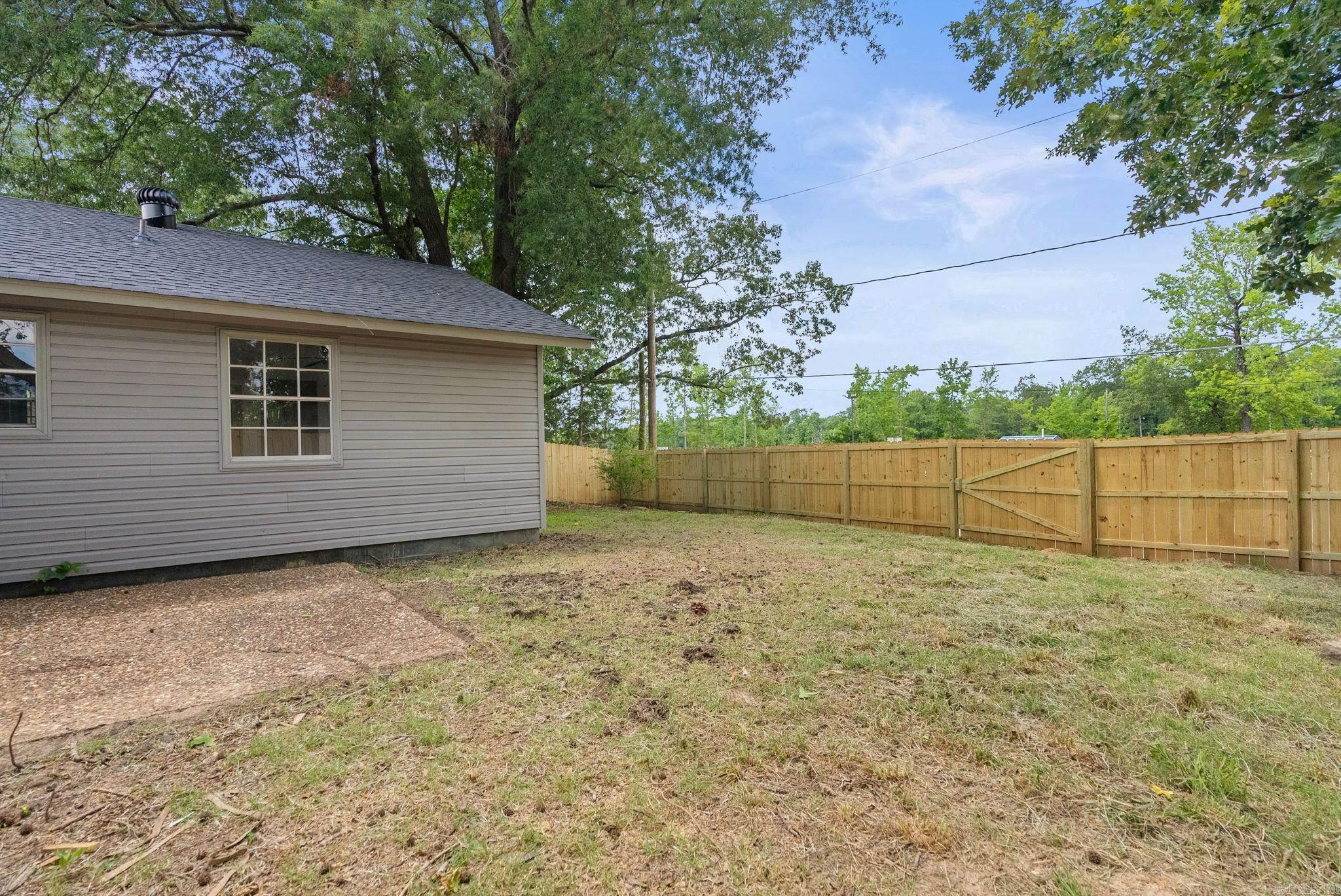 8203 Woodview  Sherwood, AR