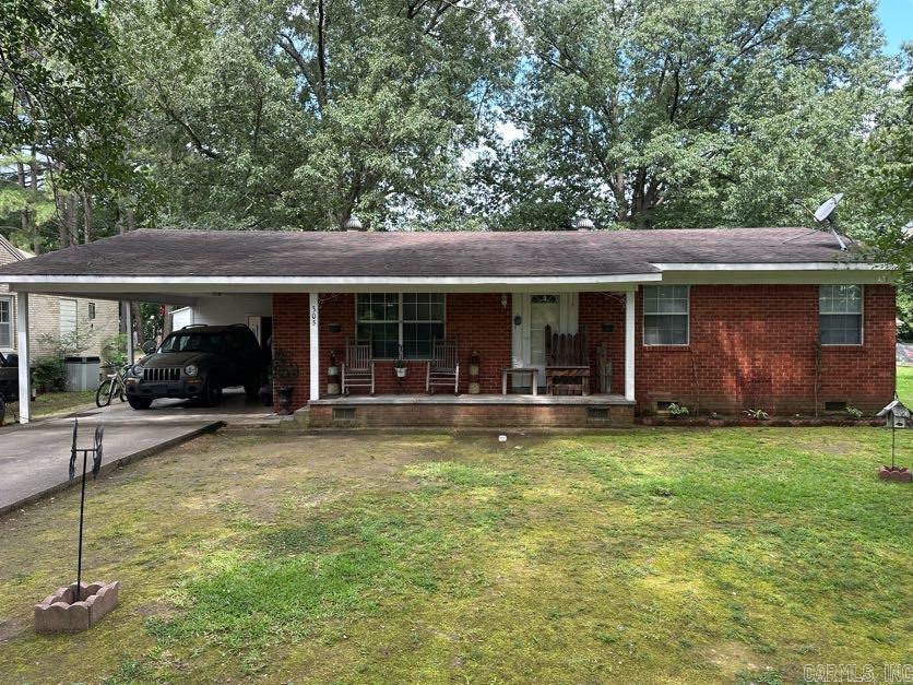 305 N Main  Bald Knob, AR