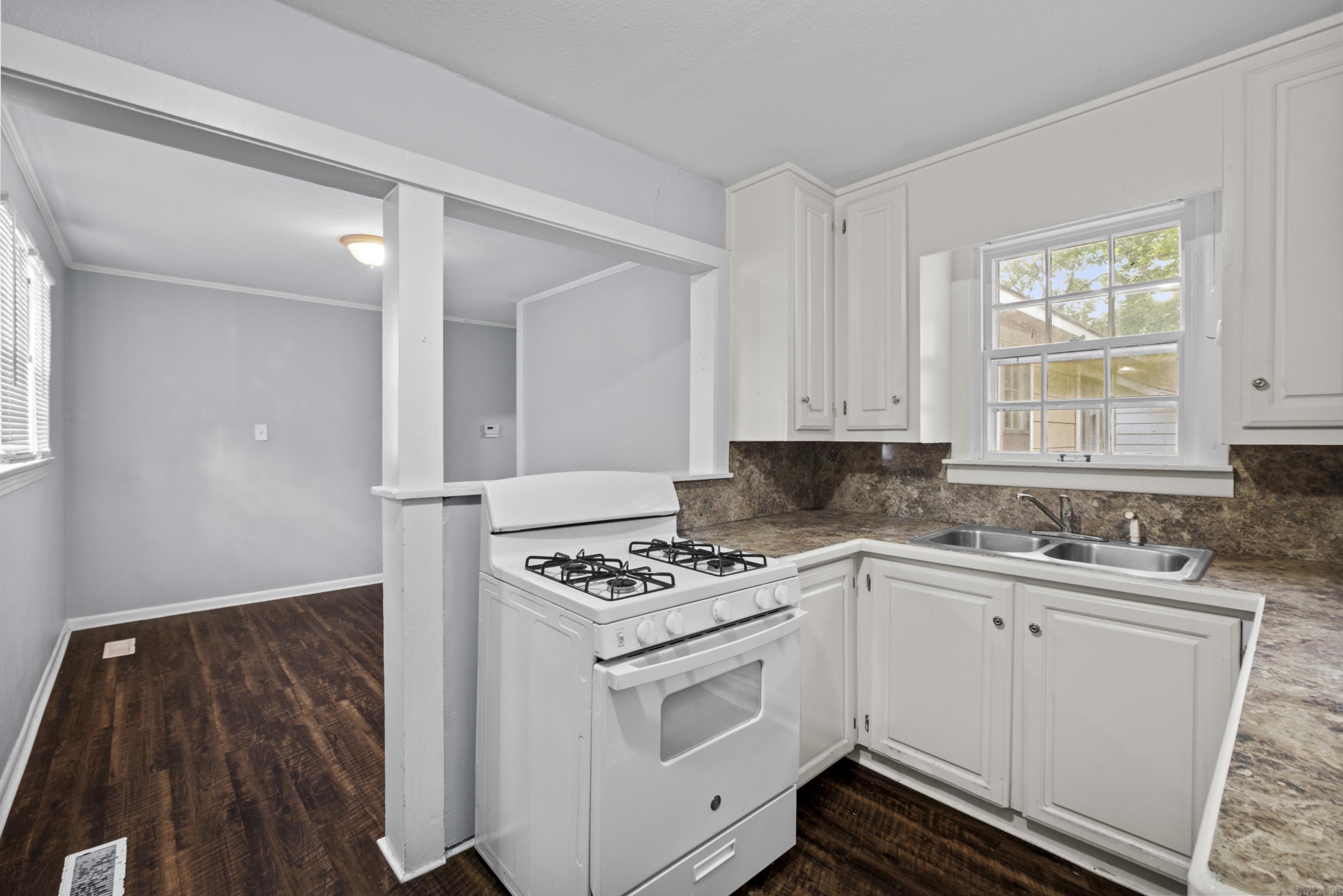 624 W 33Rd St  North Little Rock, AR