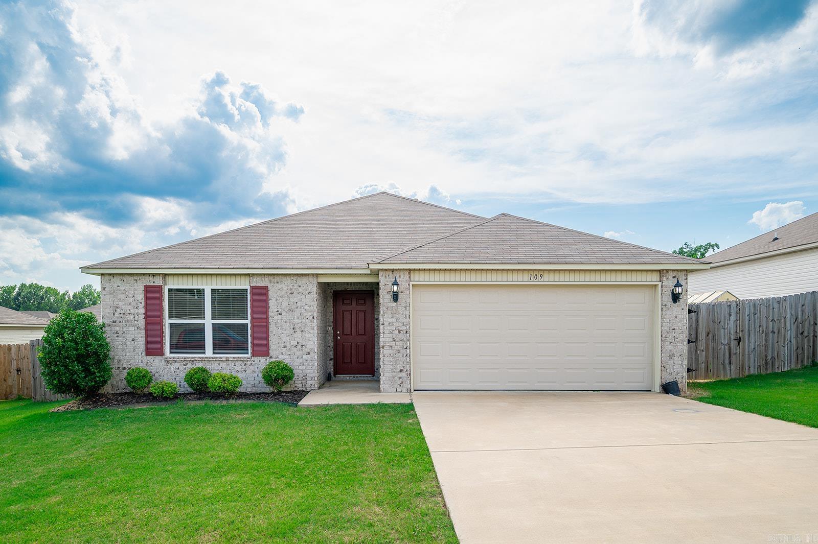 109 Goldenrod  Beebe, AR