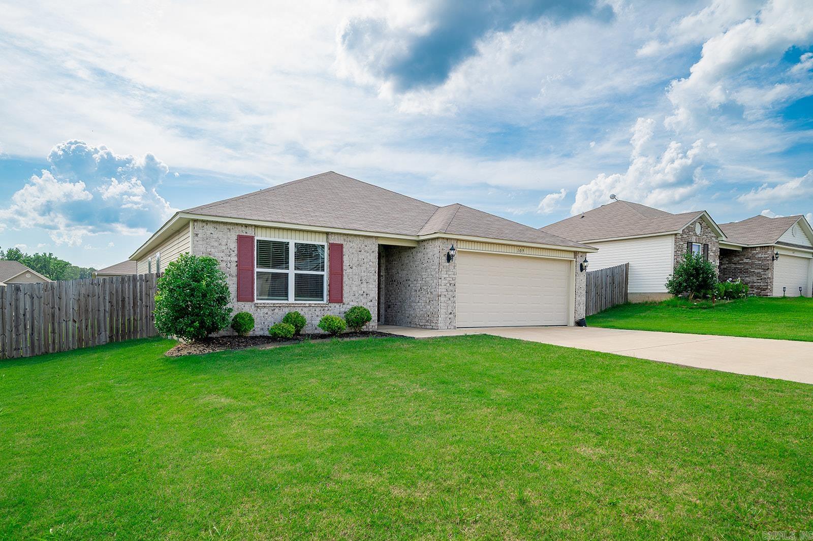 109 Goldenrod  Beebe, AR