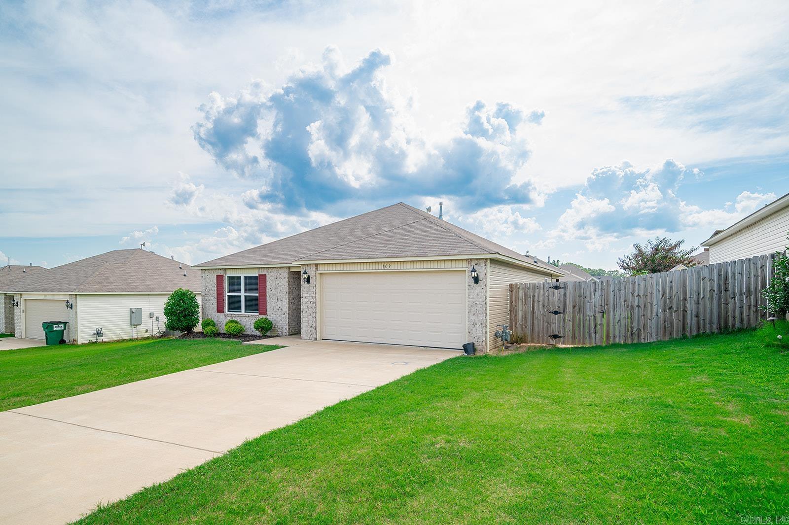 109 Goldenrod  Beebe, AR