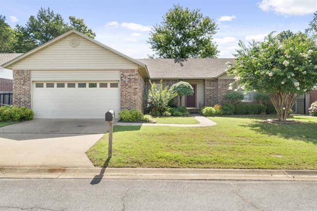 92  Lelia Ln.  Searcy, AR