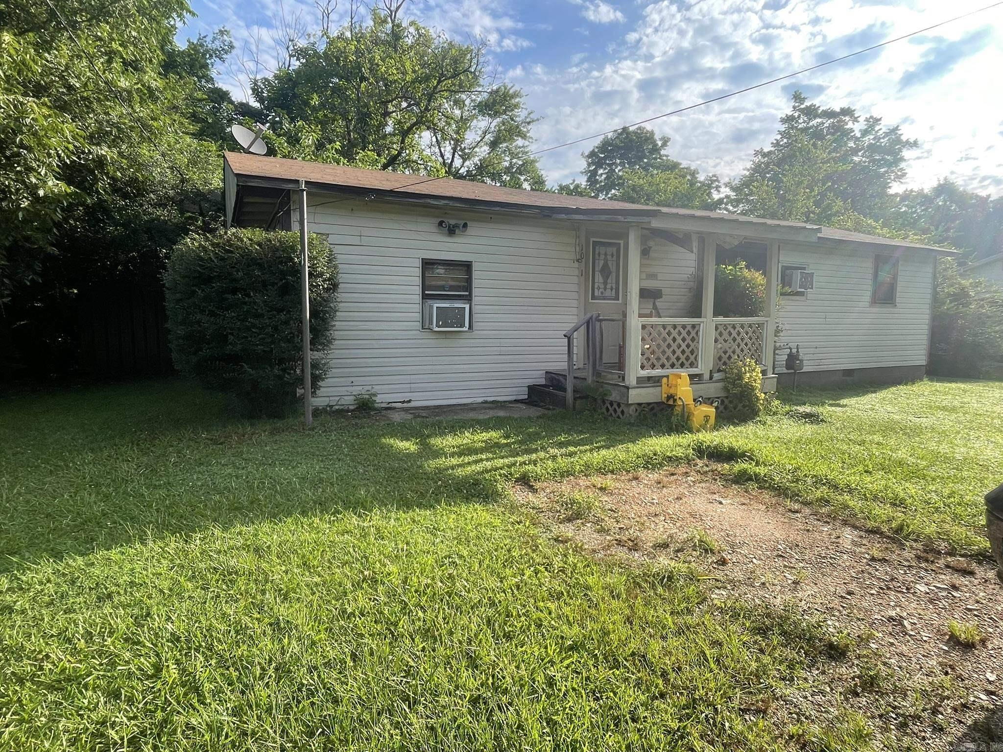 1001 Marion Avenue  Mena, AR