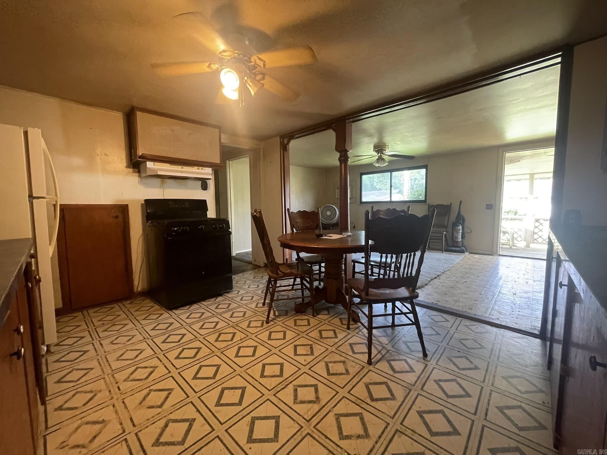 1001 Marion Avenue  Mena, AR