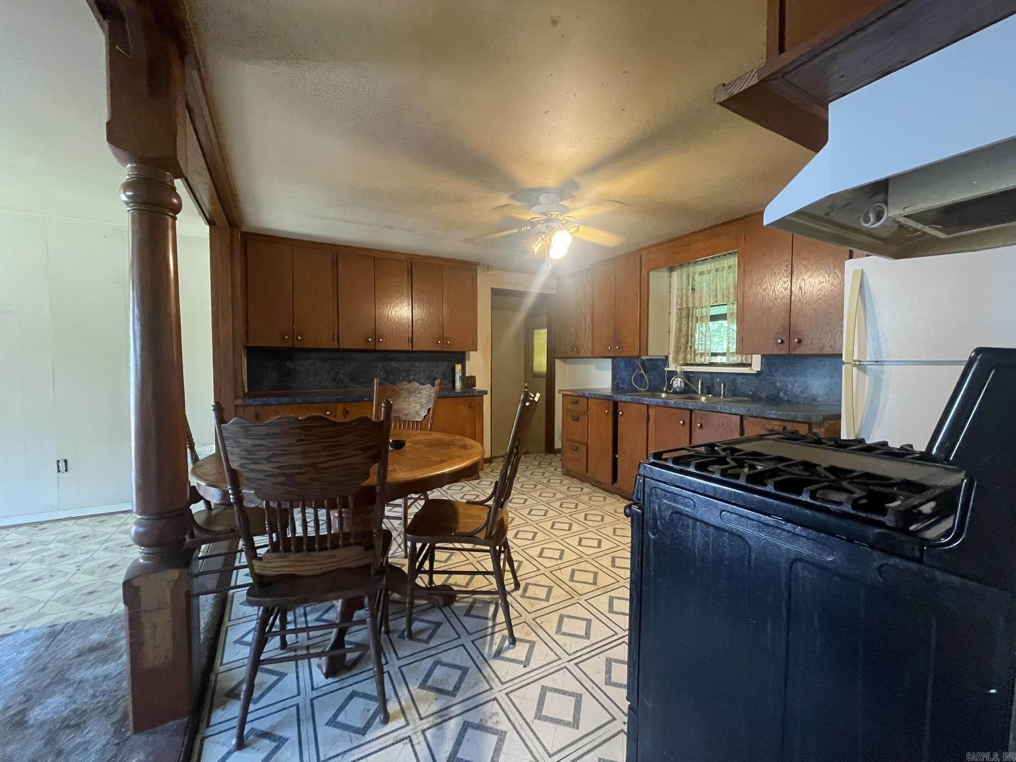 1001 Marion Avenue  Mena, AR