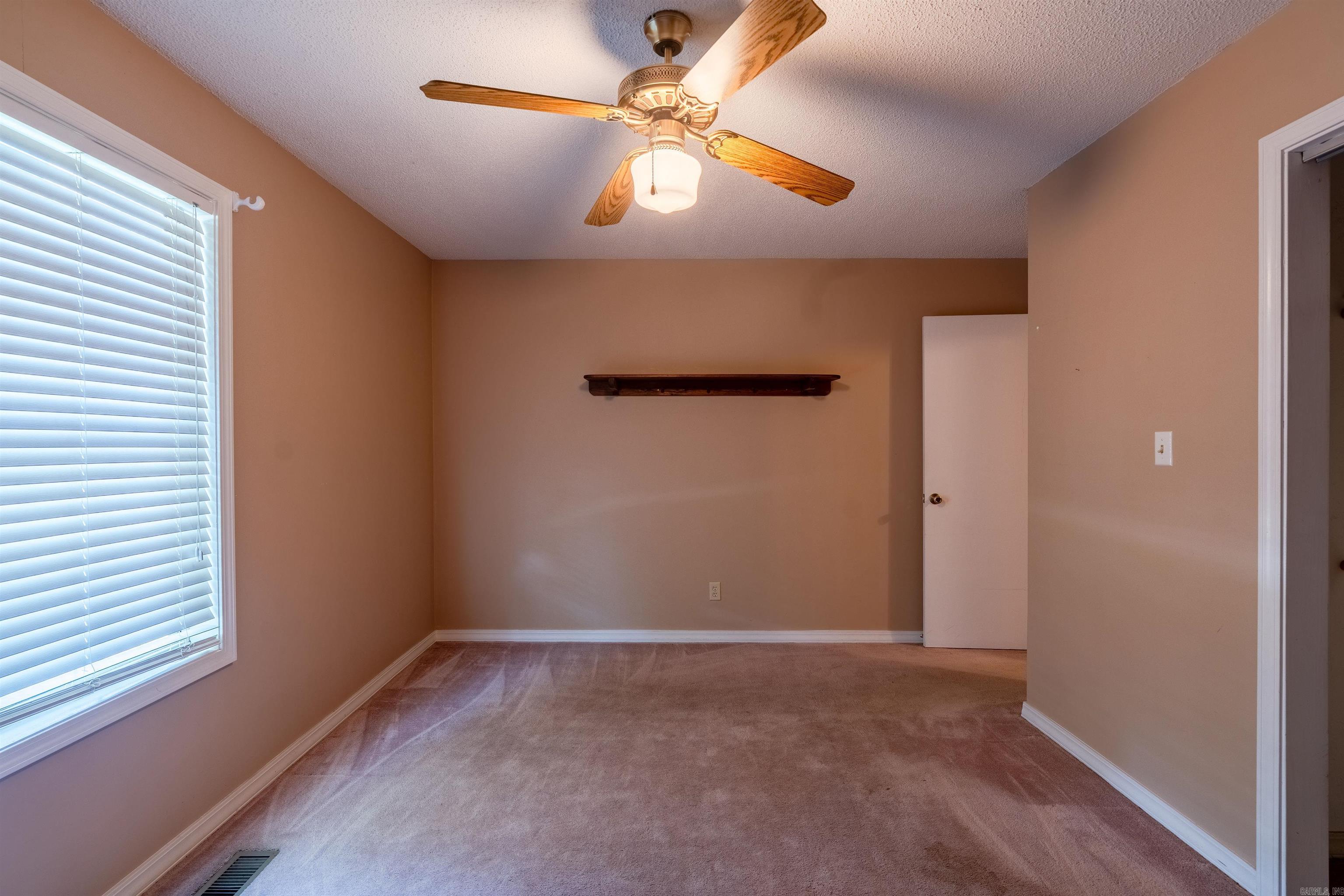 2985 W Country Club Road Searcy, AR 72143