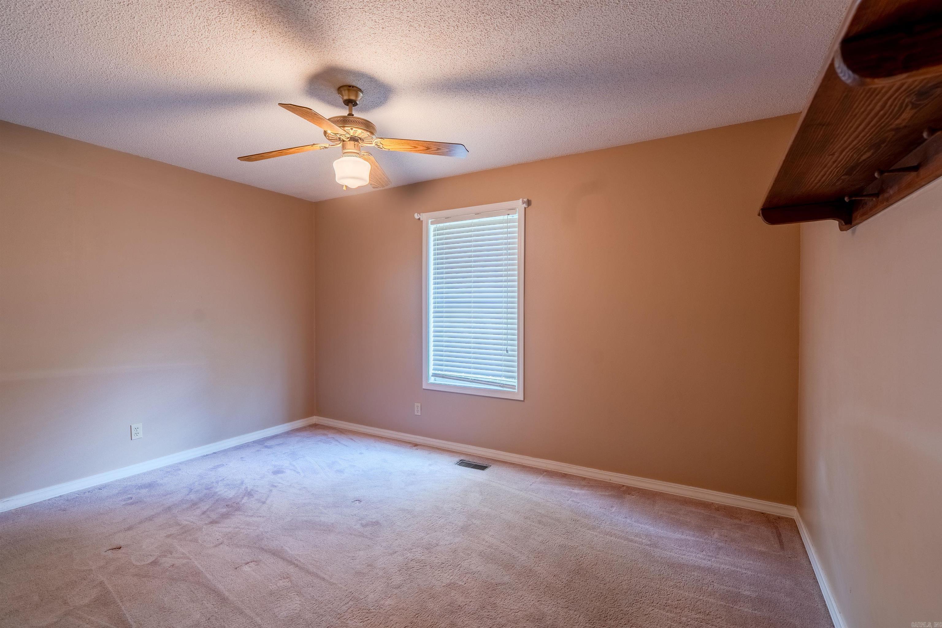 2985 W Country Club Road Searcy, AR 72143