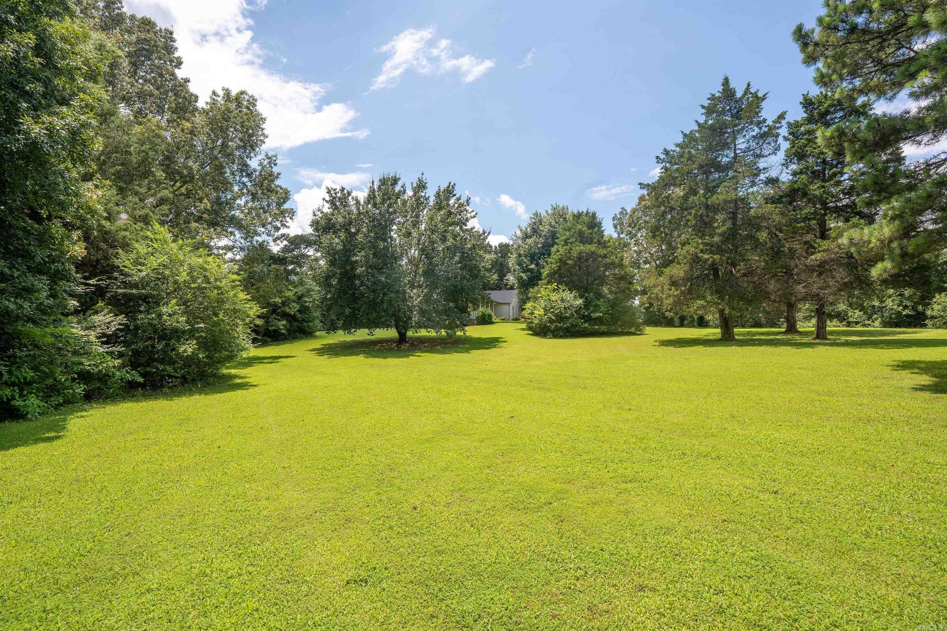 2985 W Country Club Road Searcy, AR 72143