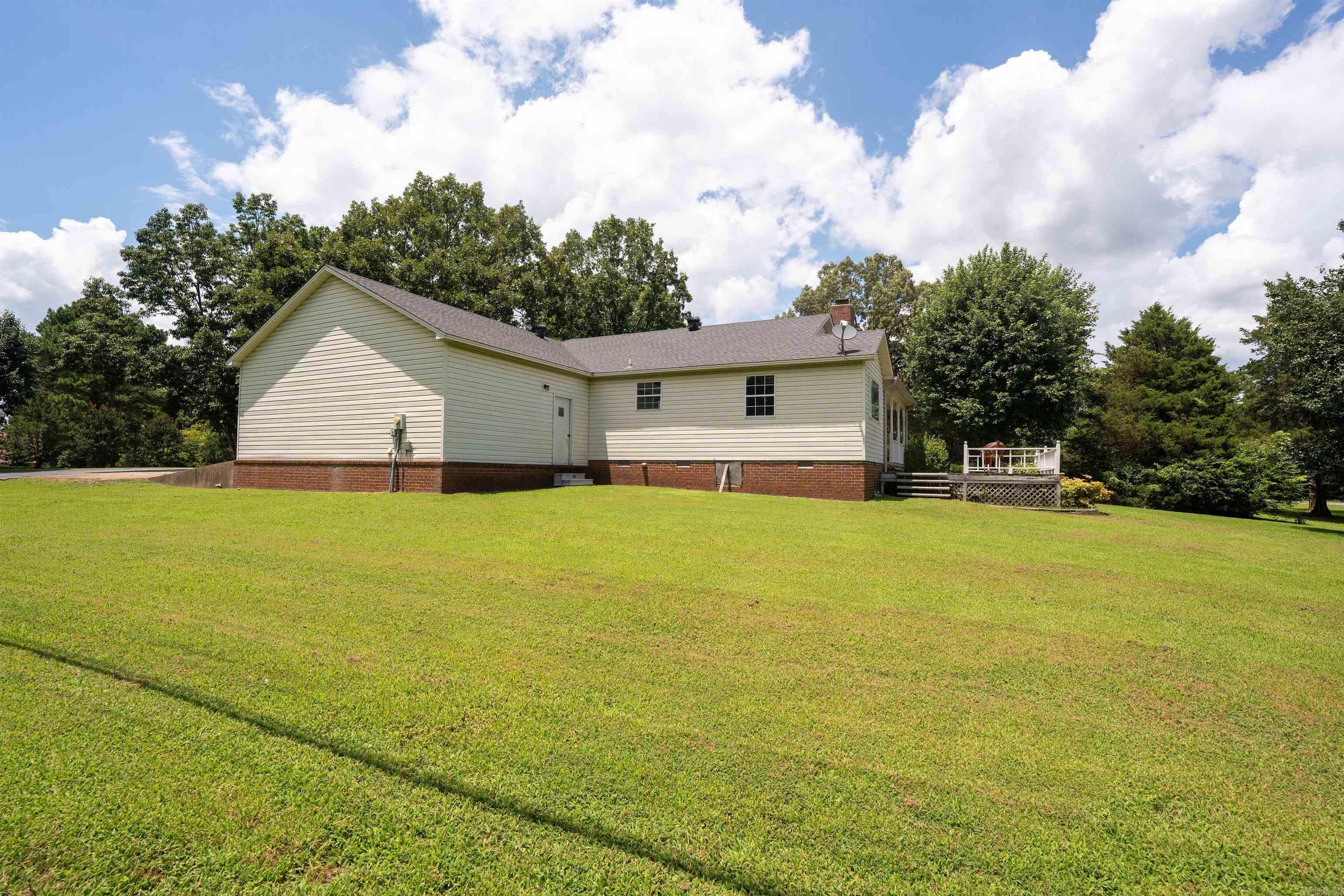 2985 W Country Club Road Searcy, AR 72143