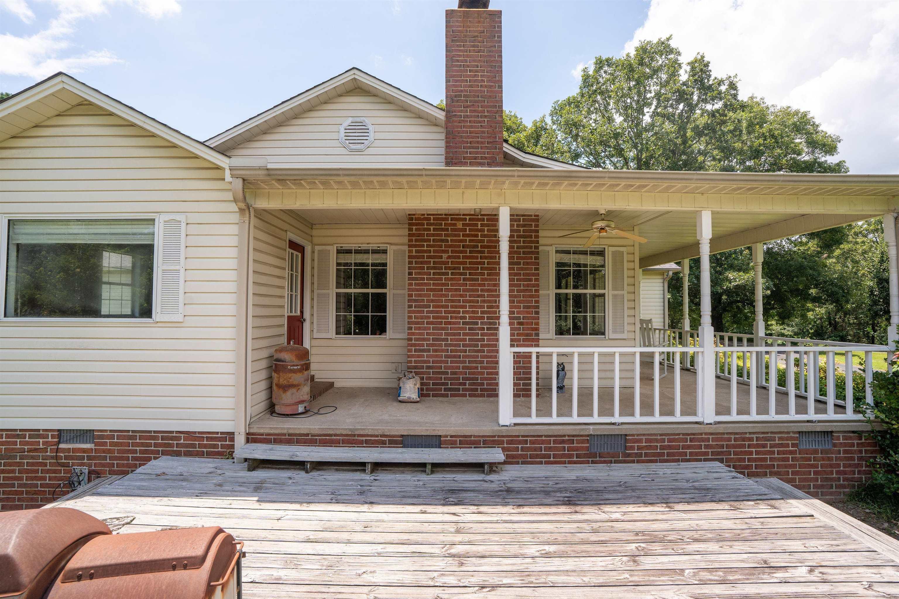 2985 W Country Club Road Searcy, AR 72143
