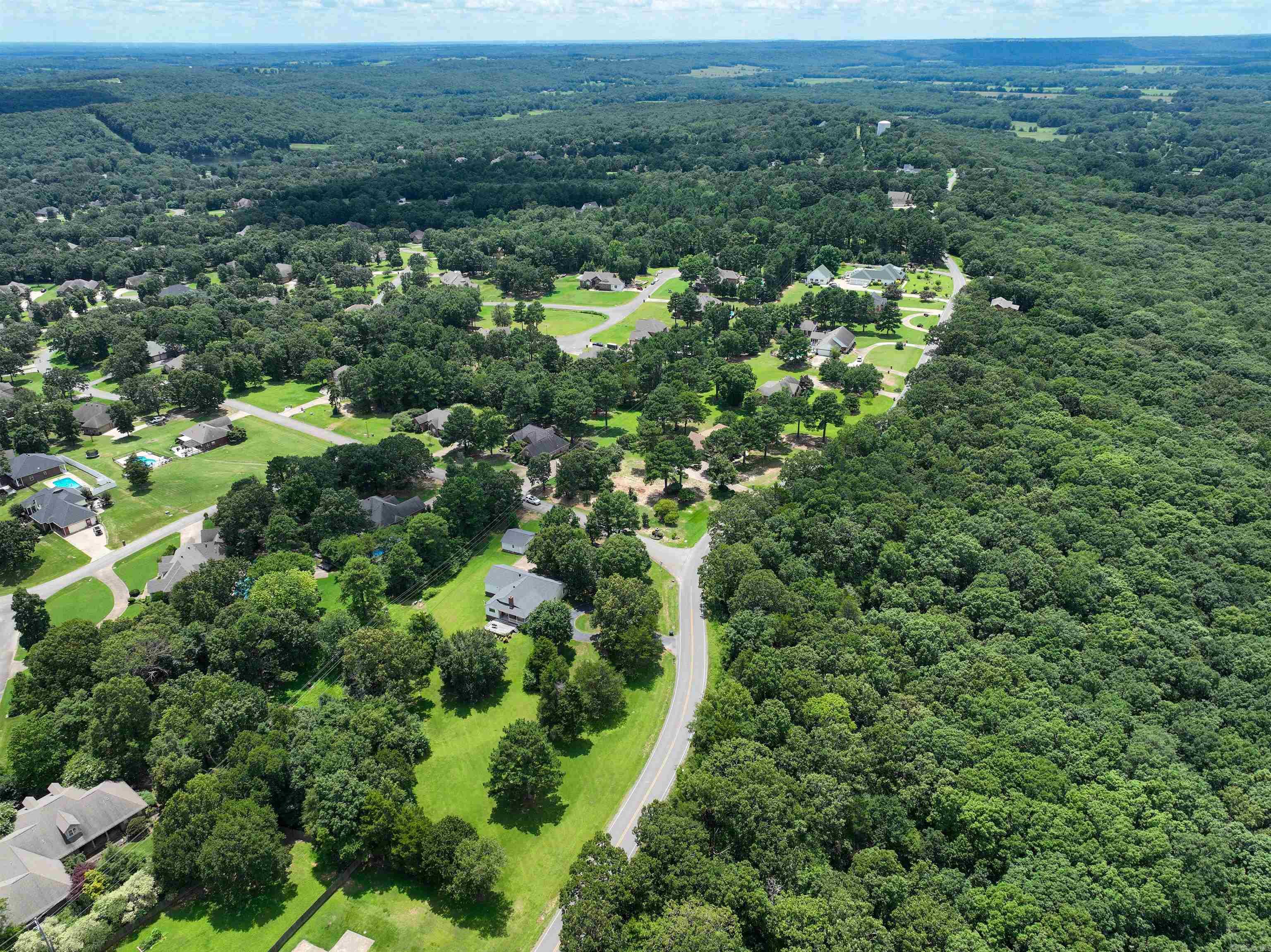 2985 W Country Club Road Searcy, AR 72143