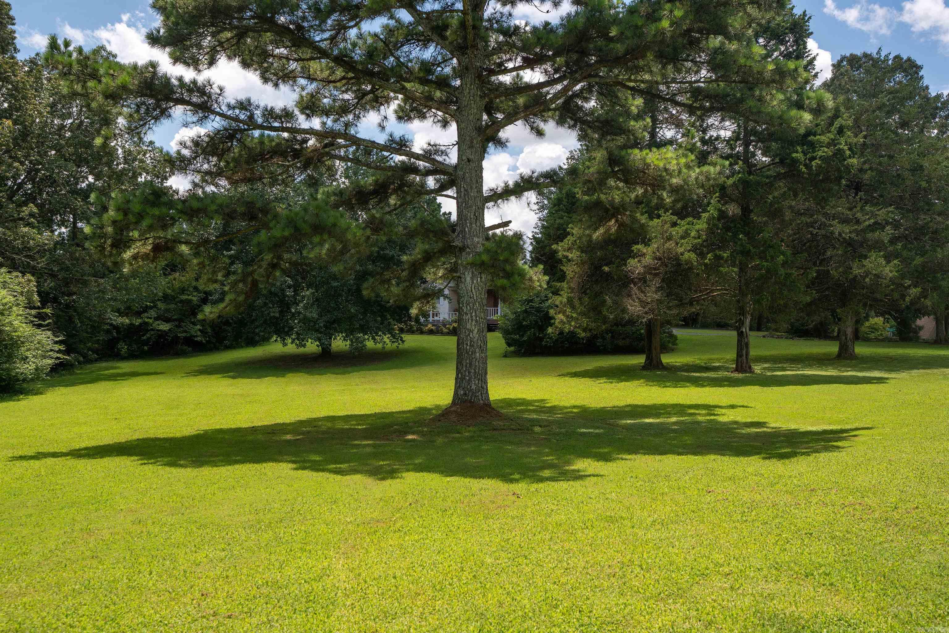 2985 W Country Club Road Searcy, AR 72143