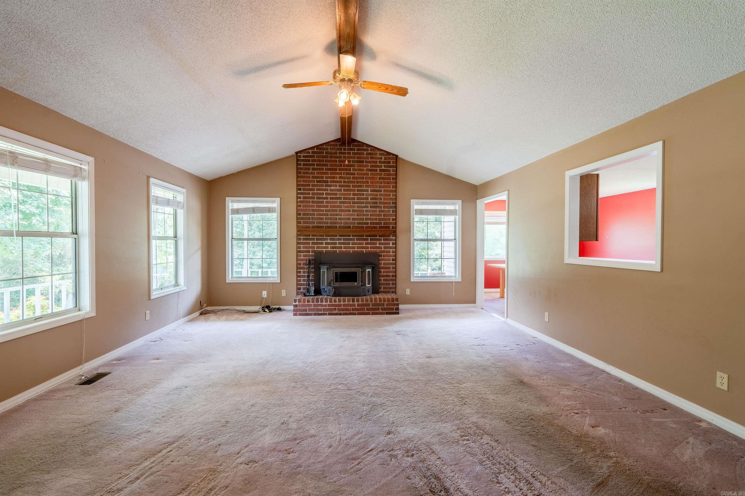 2985 W Country Club Road Searcy, AR 72143