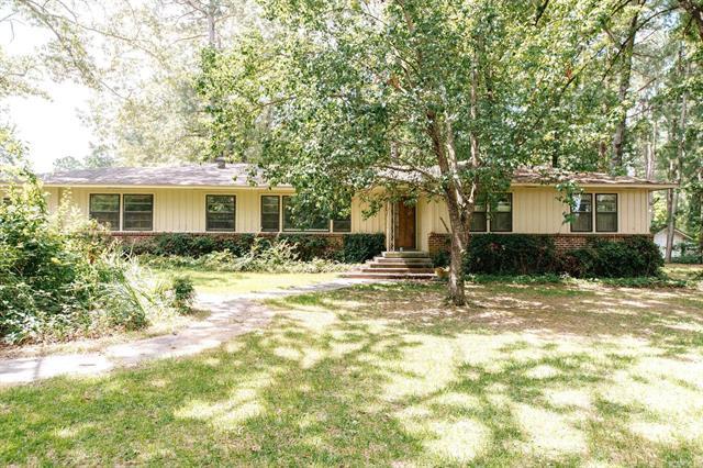 1701 W 4th  Fordyce, AR