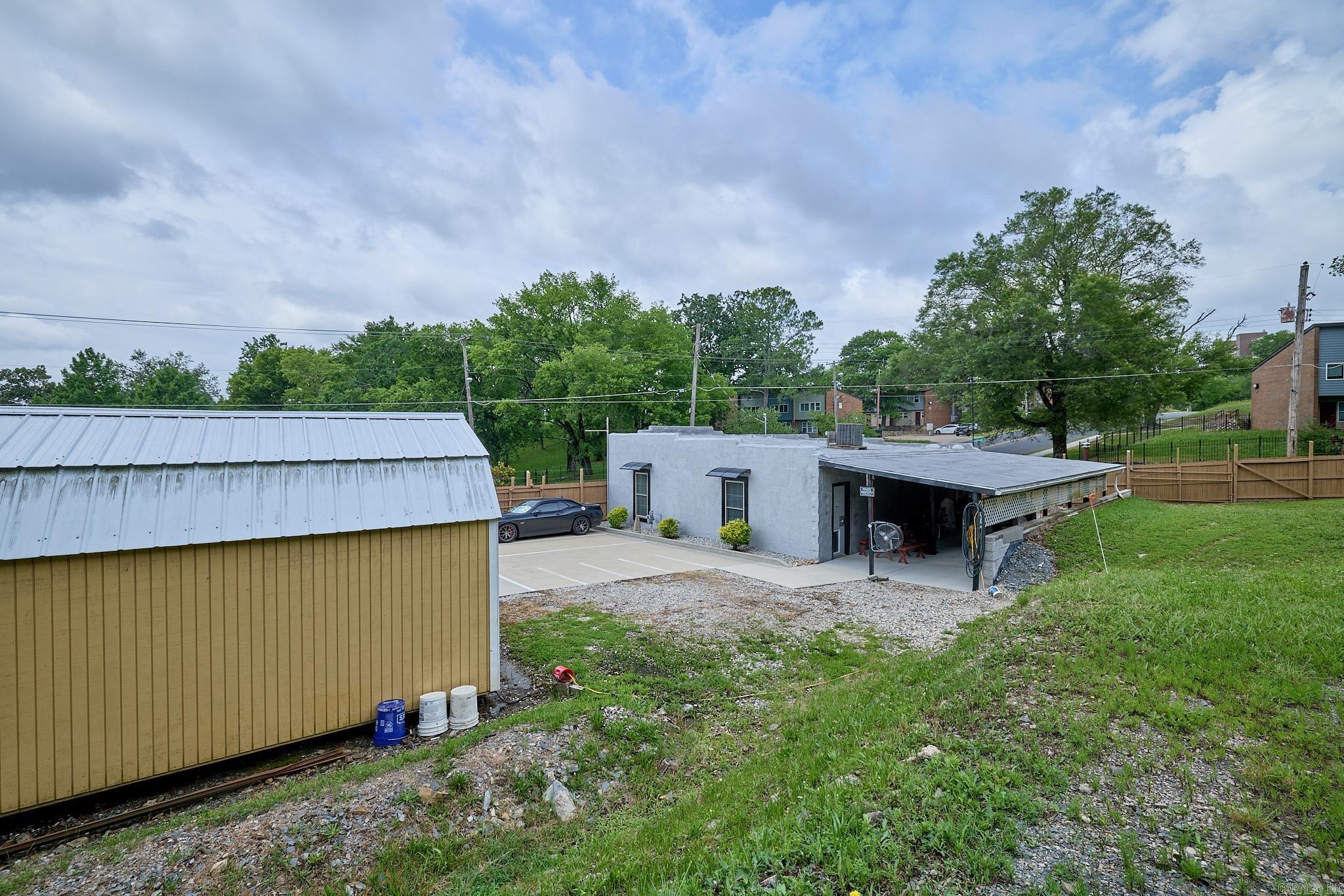 901 Spring  Hot Springs, AR