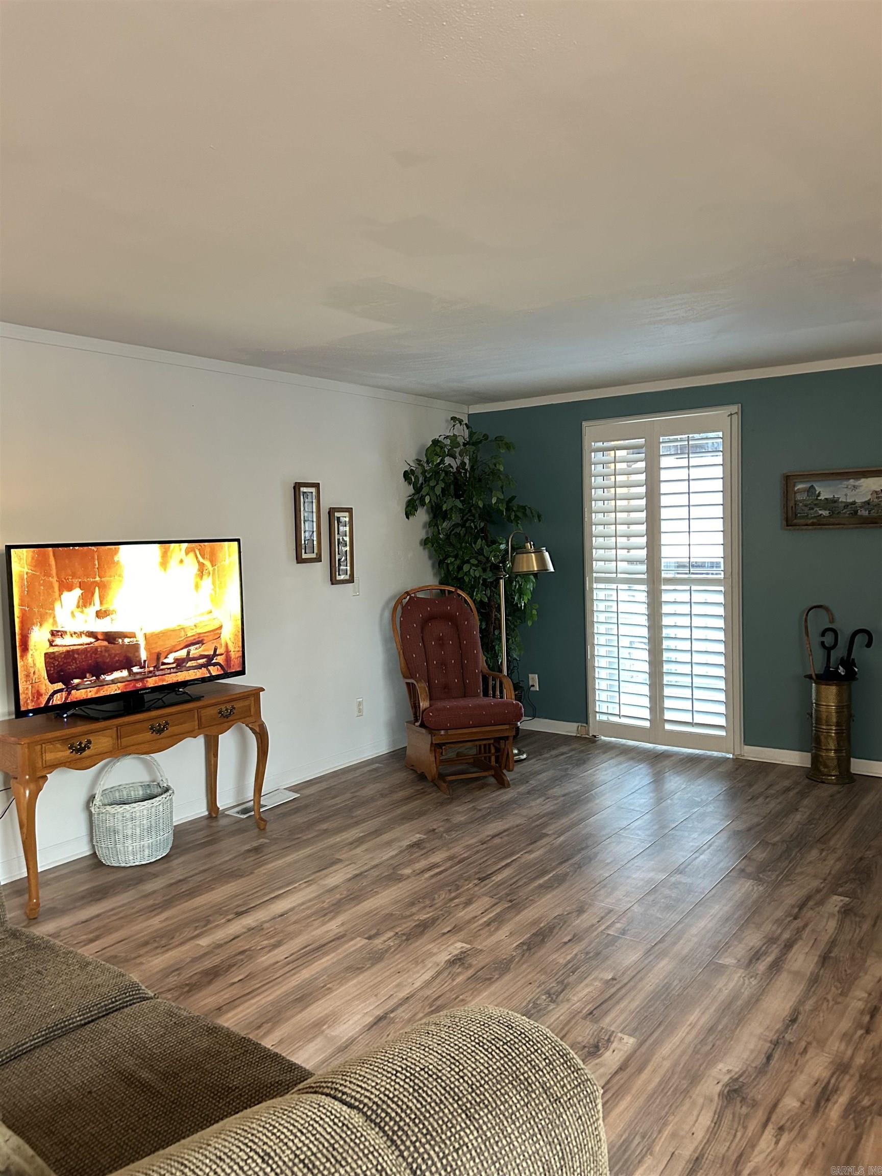 118 E Main  Mountain View, AR