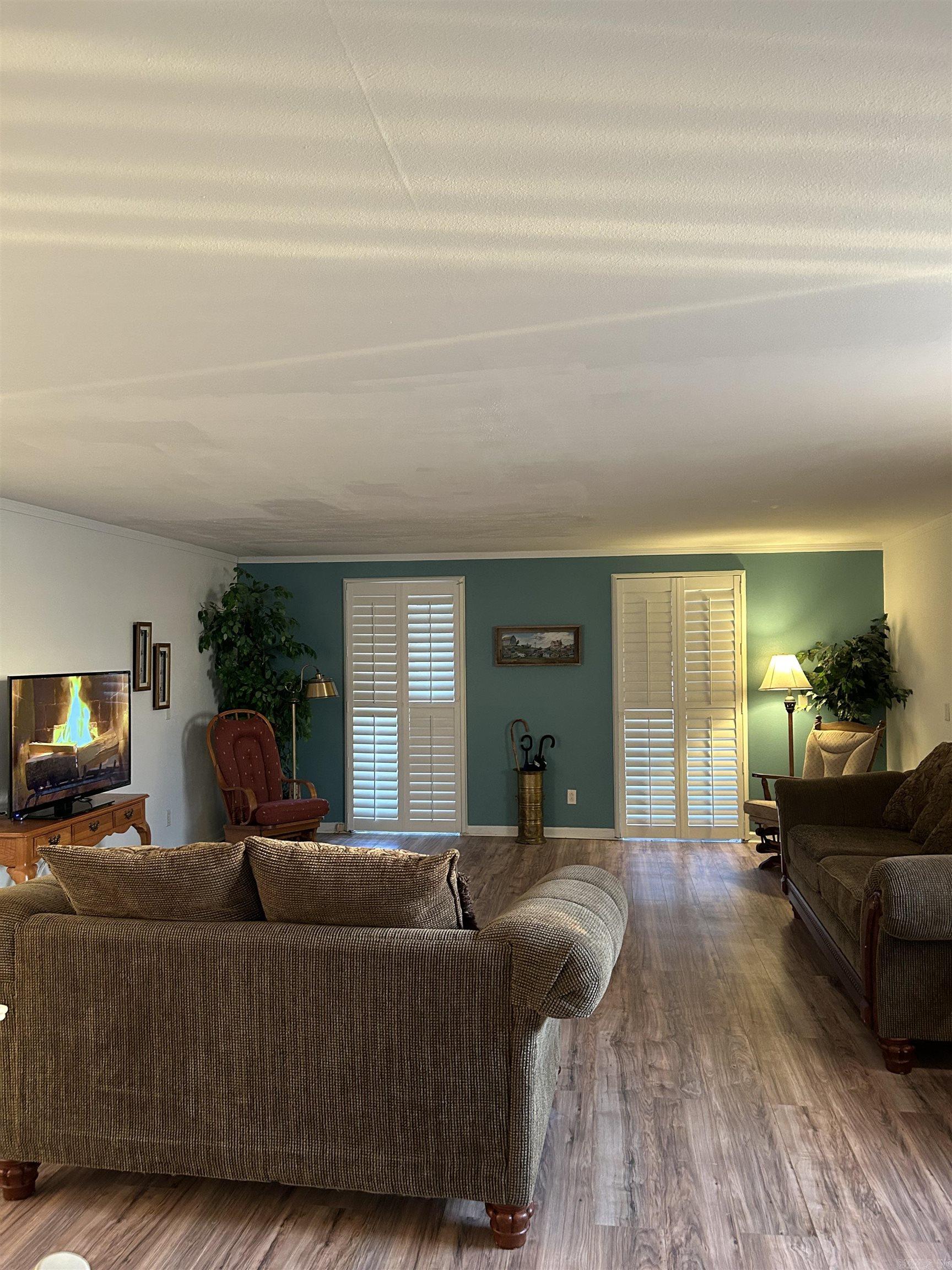 118 E Main  Mountain View, AR
