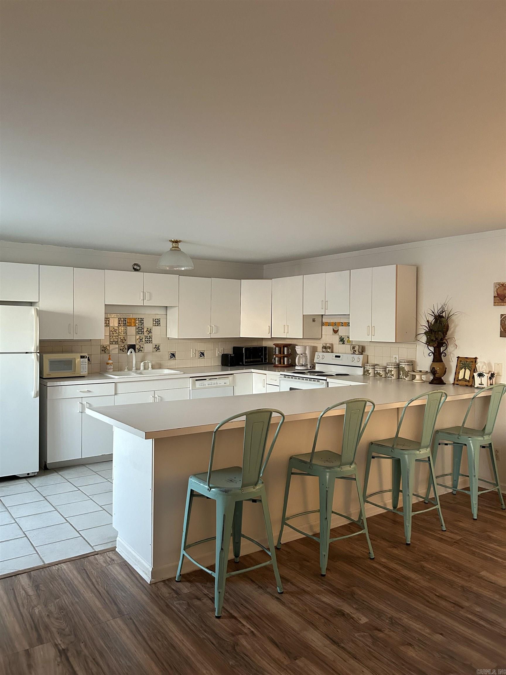 118 E Main  Mountain View, AR