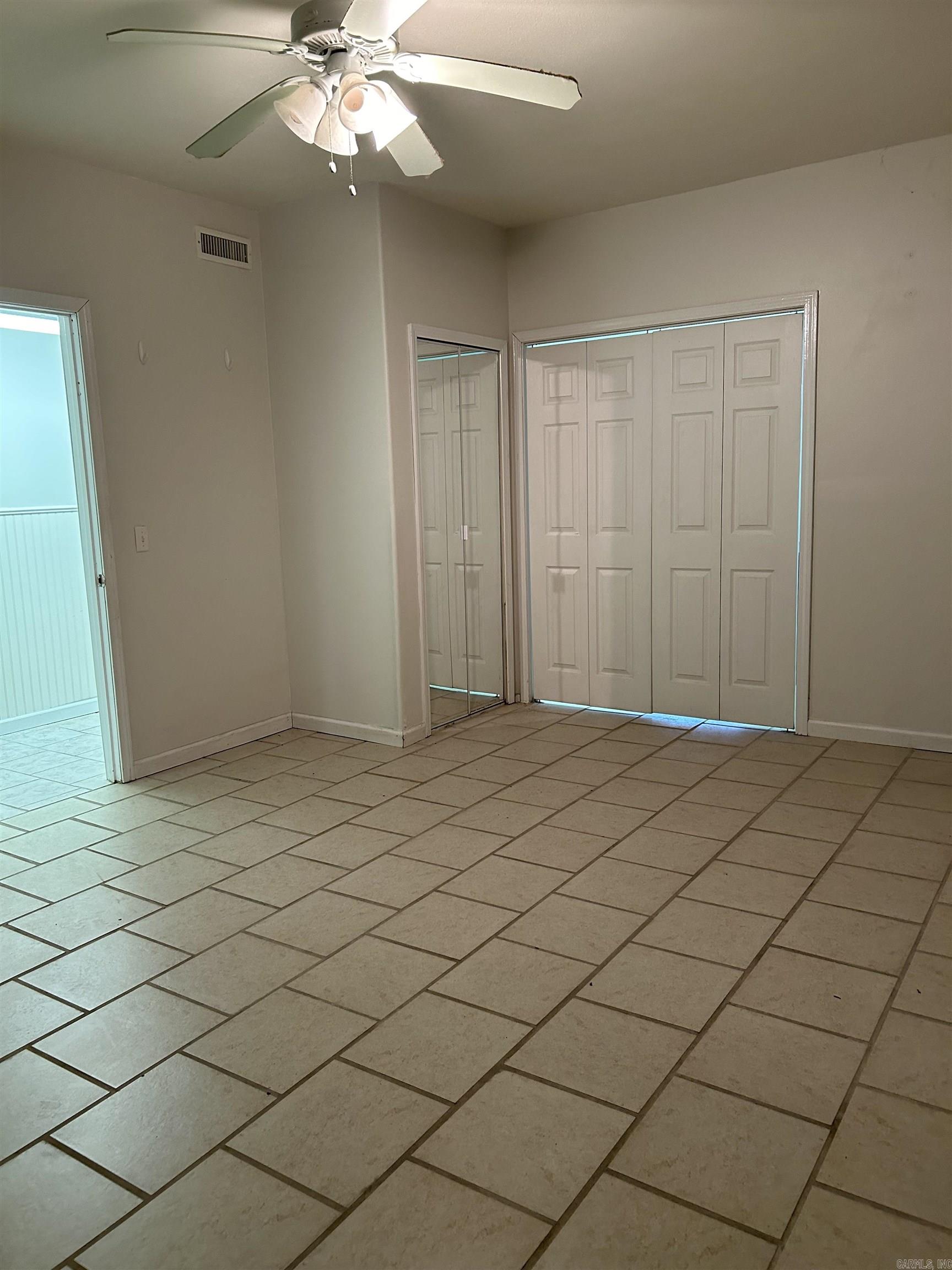 118 E Main  Mountain View, AR