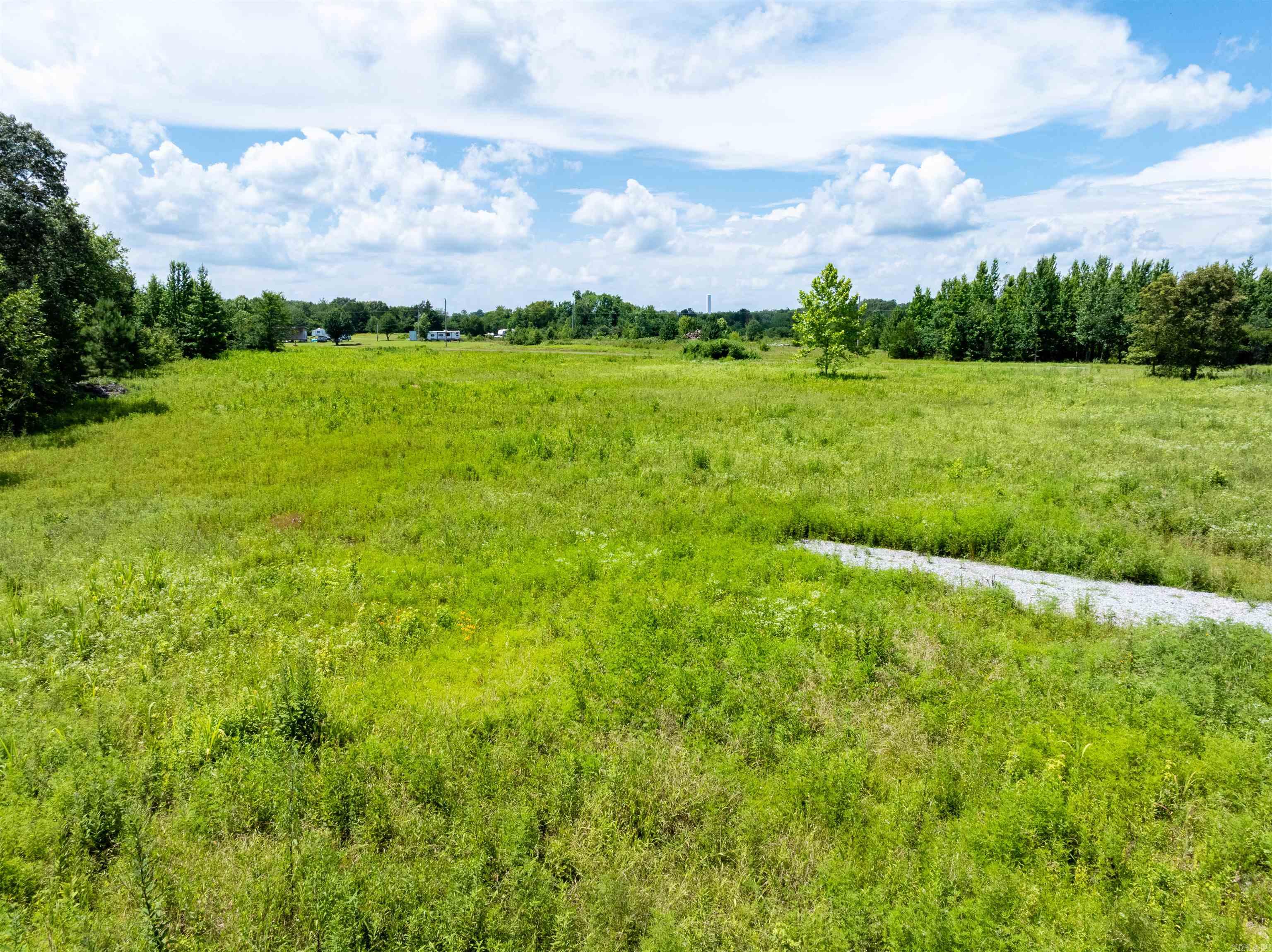 71 W Kinzer  Searcy, AR