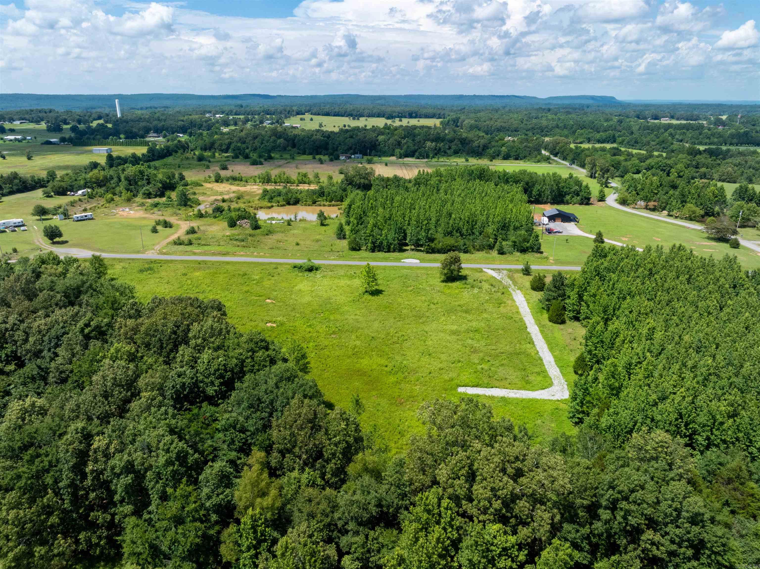 71 W Kinzer  Searcy, AR