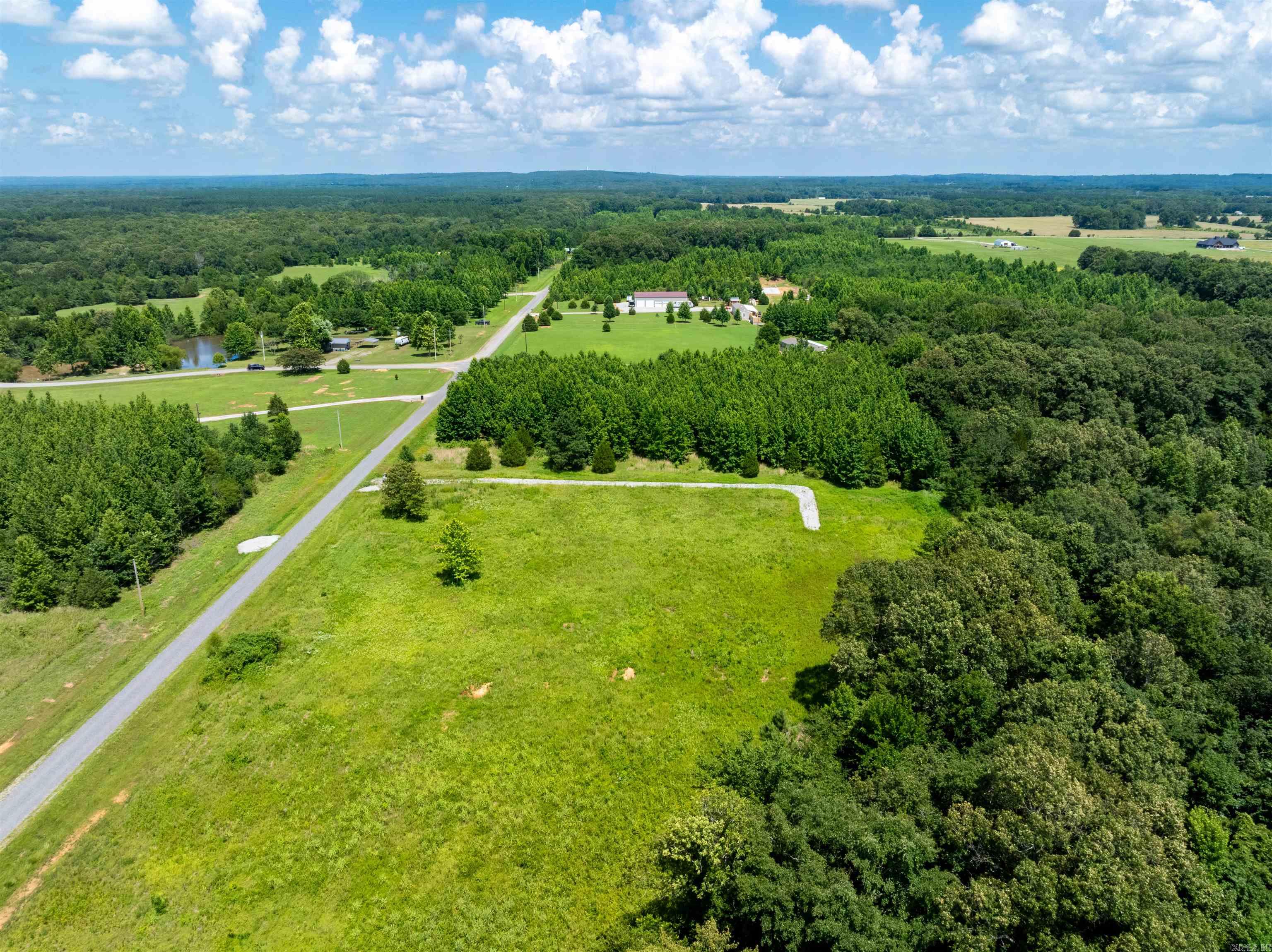 71 W Kinzer  Searcy, AR