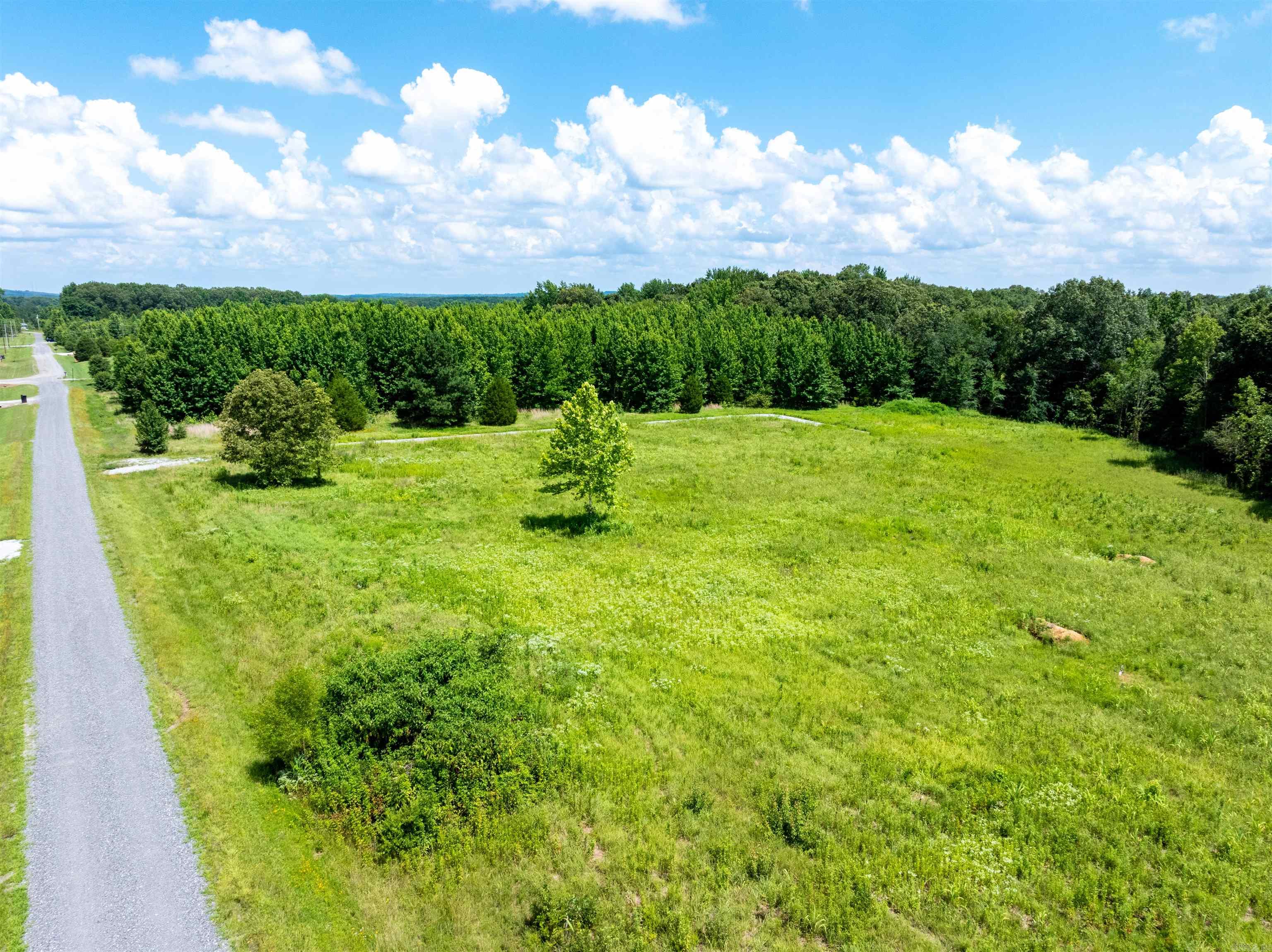 71 W Kinzer  Searcy, AR