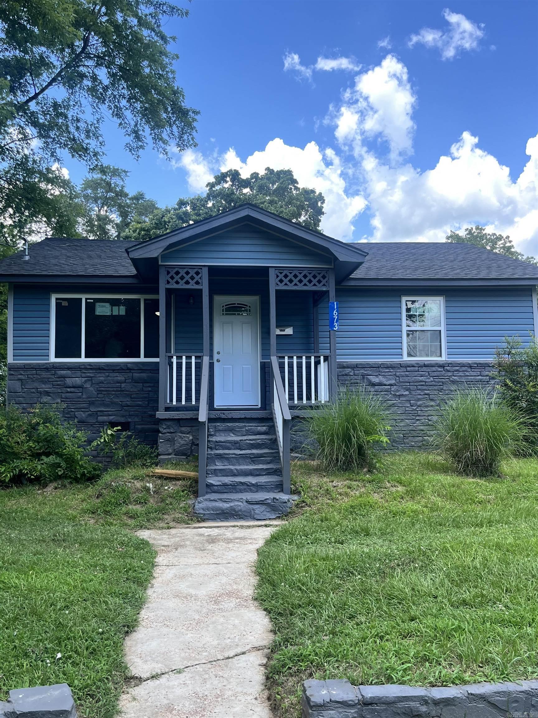 1673 Lyon  Batesville, AR