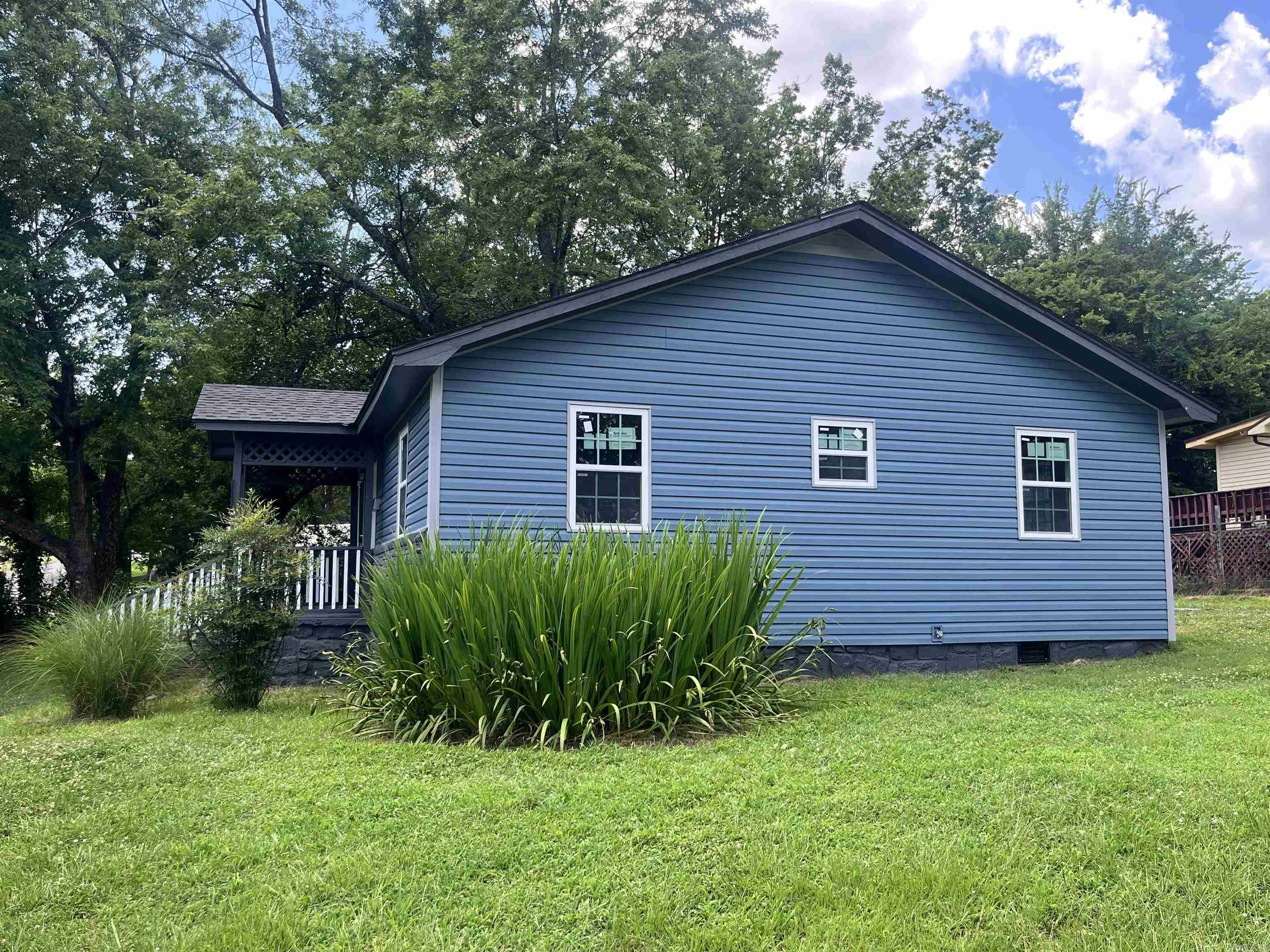 1673 Lyon  Batesville, AR