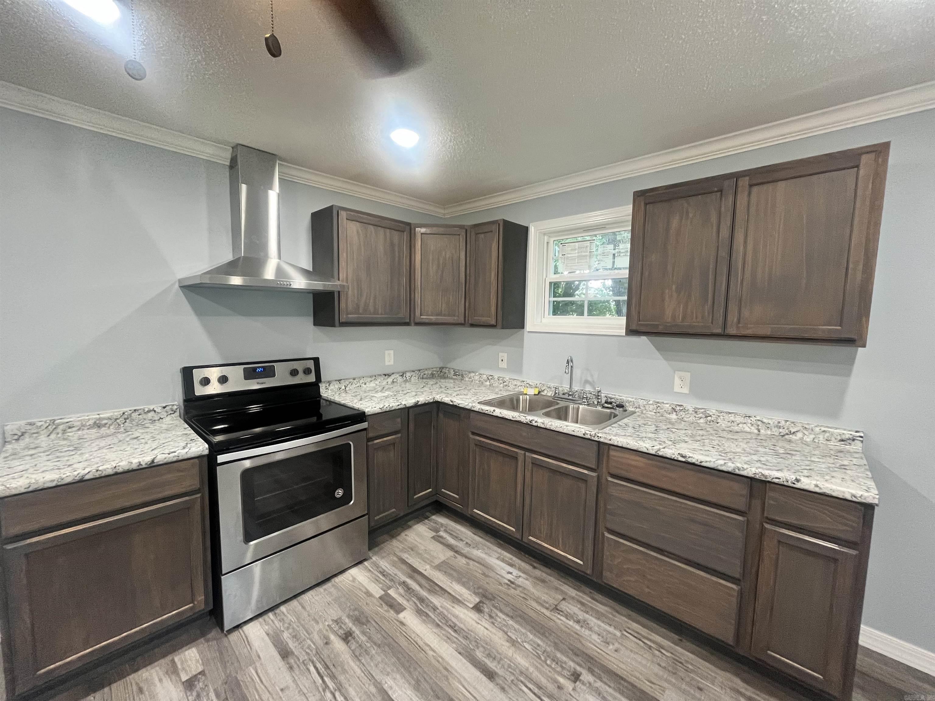 1673 Lyon  Batesville, AR