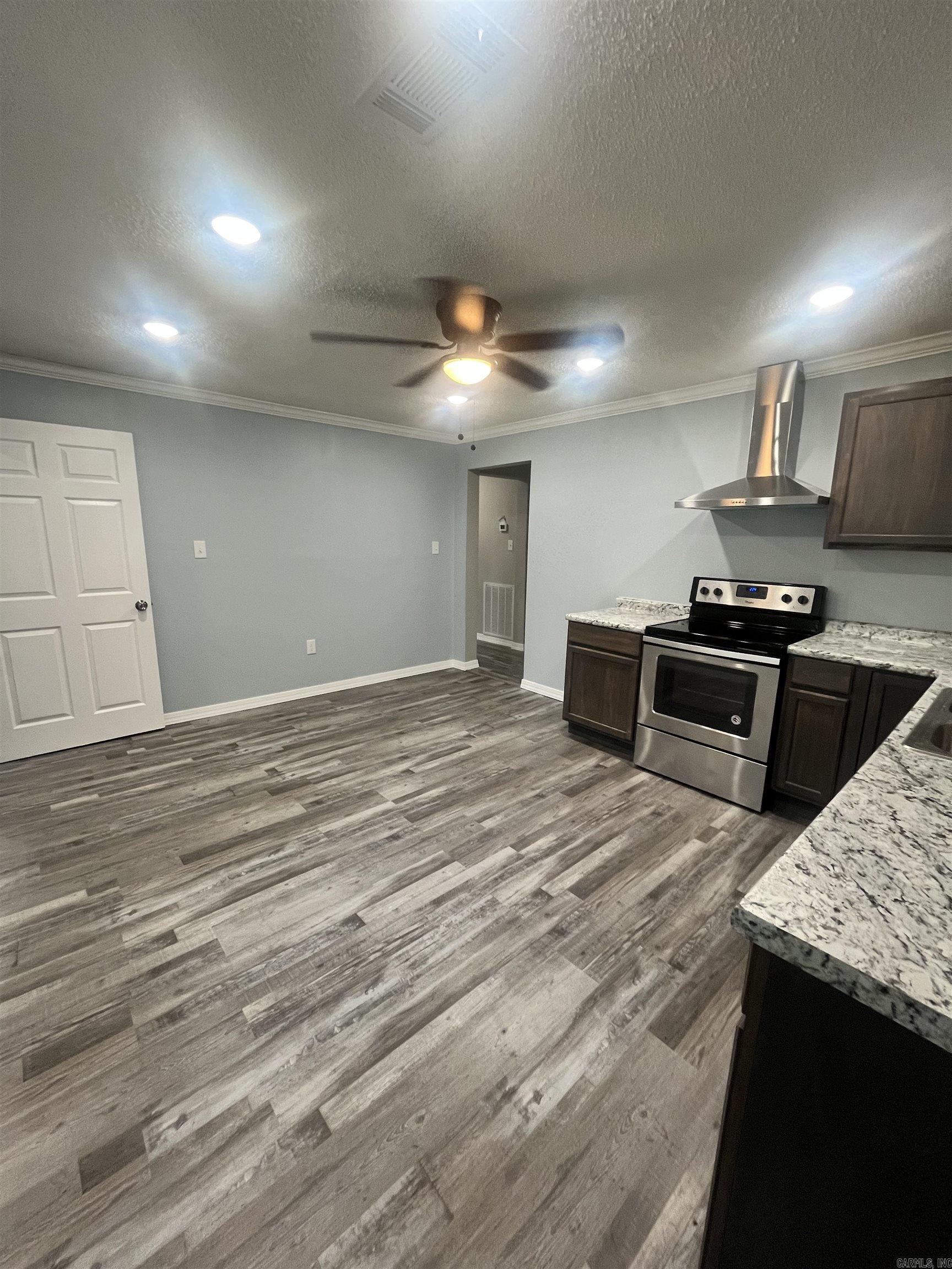 1673 Lyon  Batesville, AR