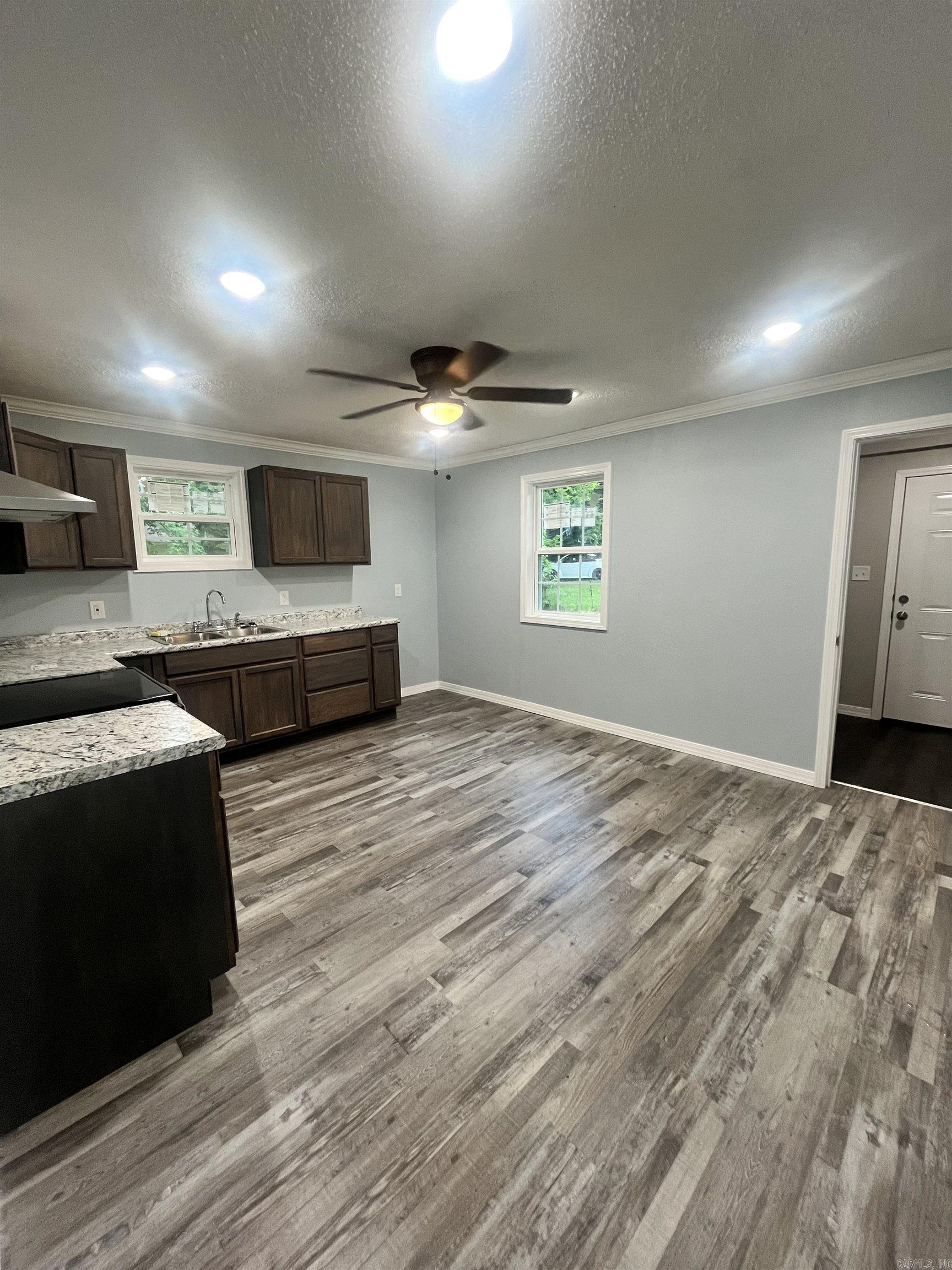 1673 Lyon  Batesville, AR