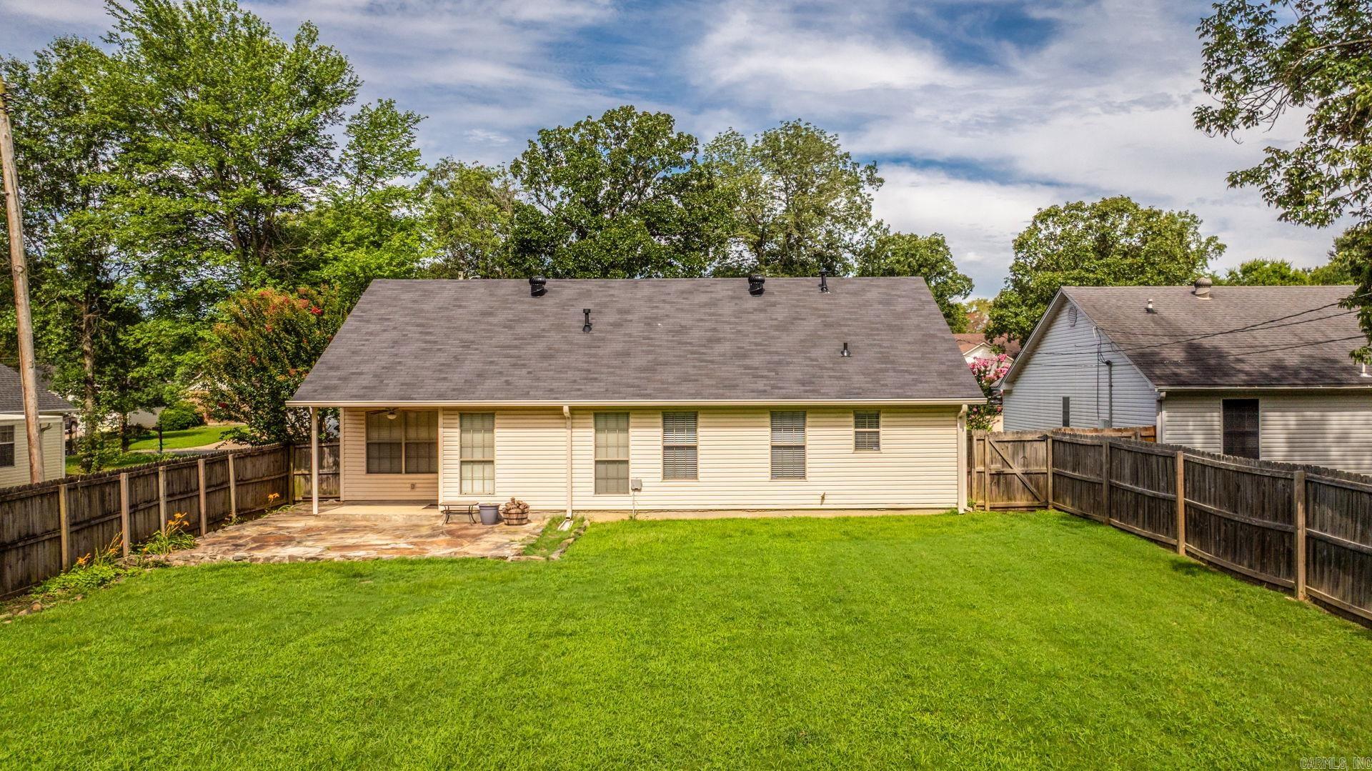 33 Redleaf Circle Little Rock, AR 72210