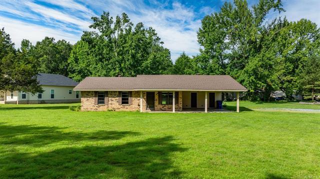 11  Lake  Greenbrier, AR