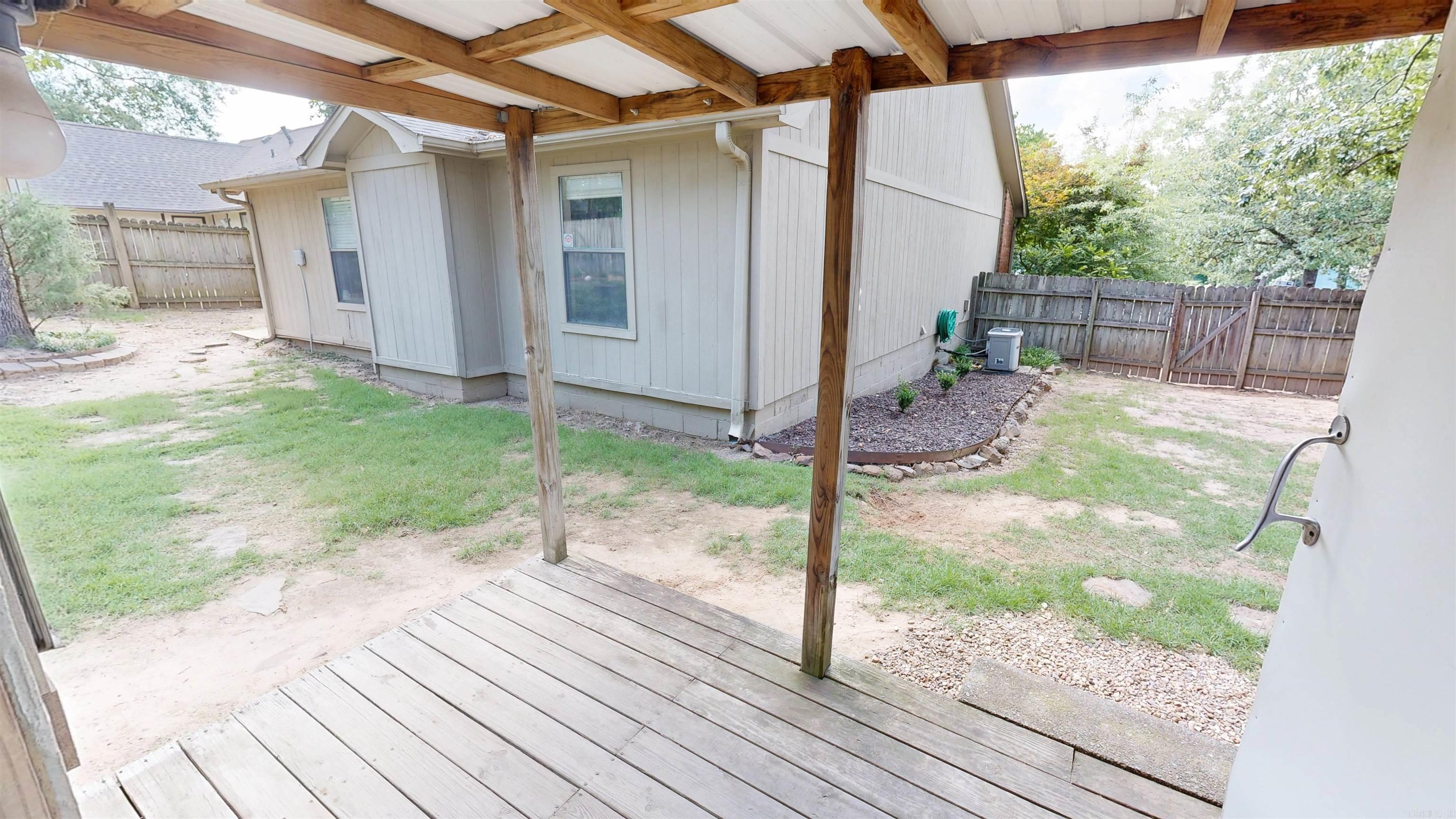 6 Oak Forest  Maumelle, AR