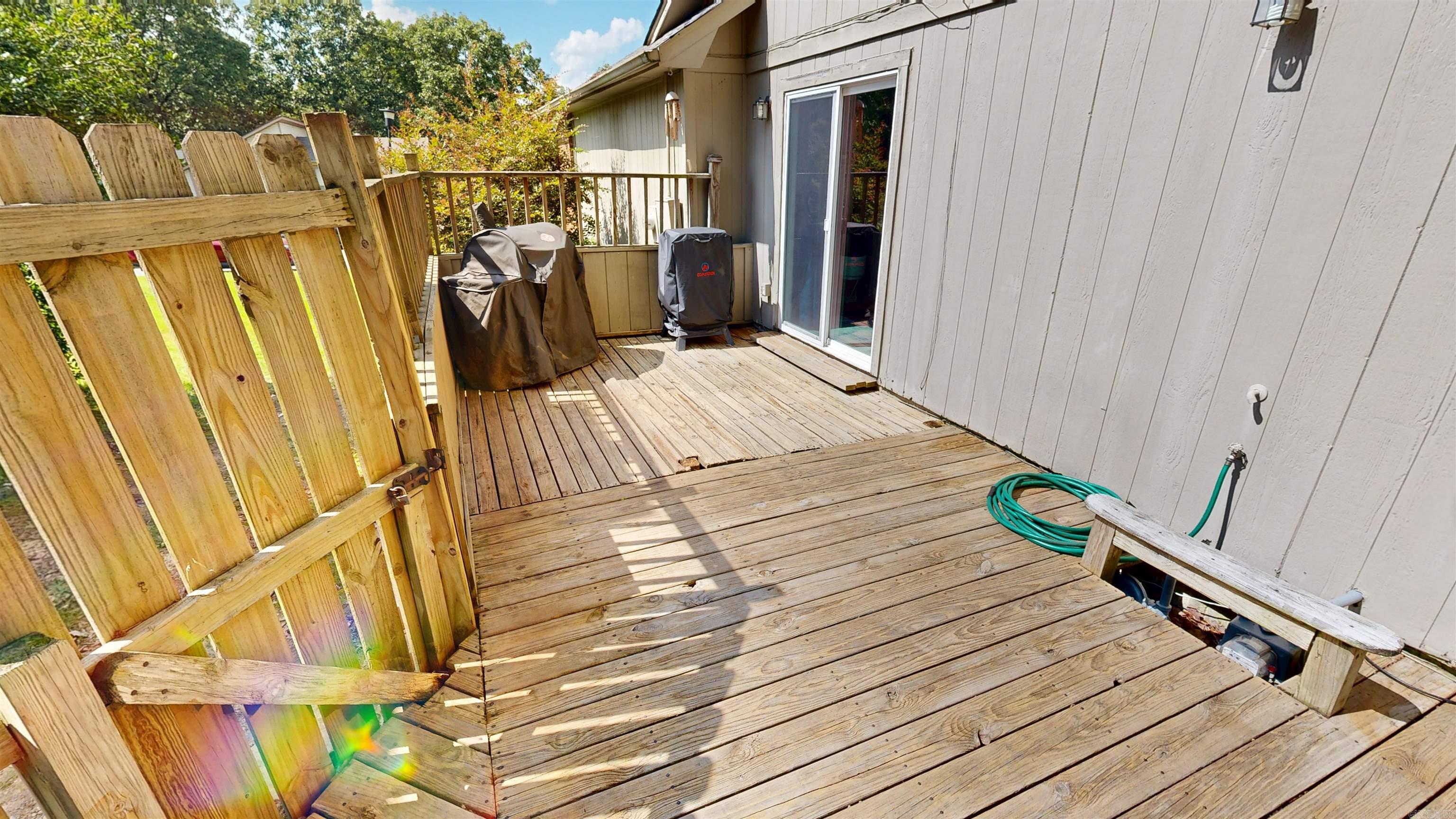 6 Oak Forest  Maumelle, AR