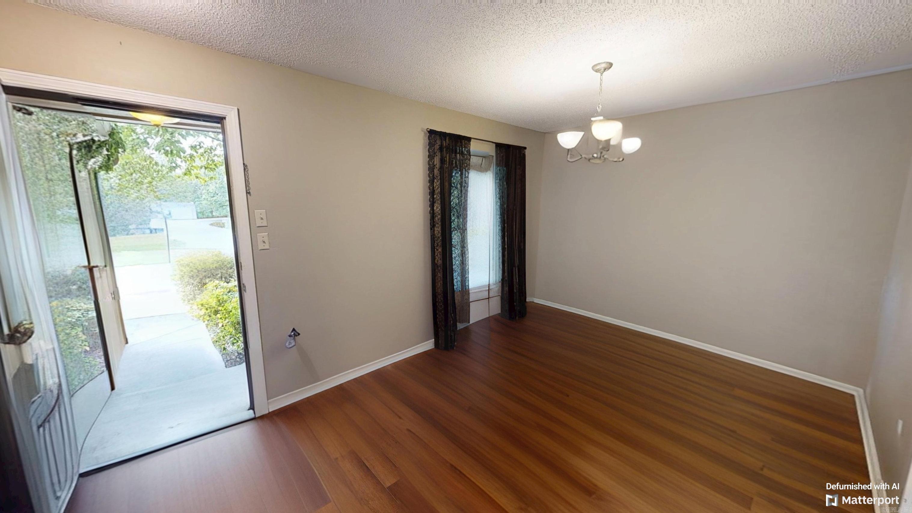 6 Oak Forest  Maumelle, AR